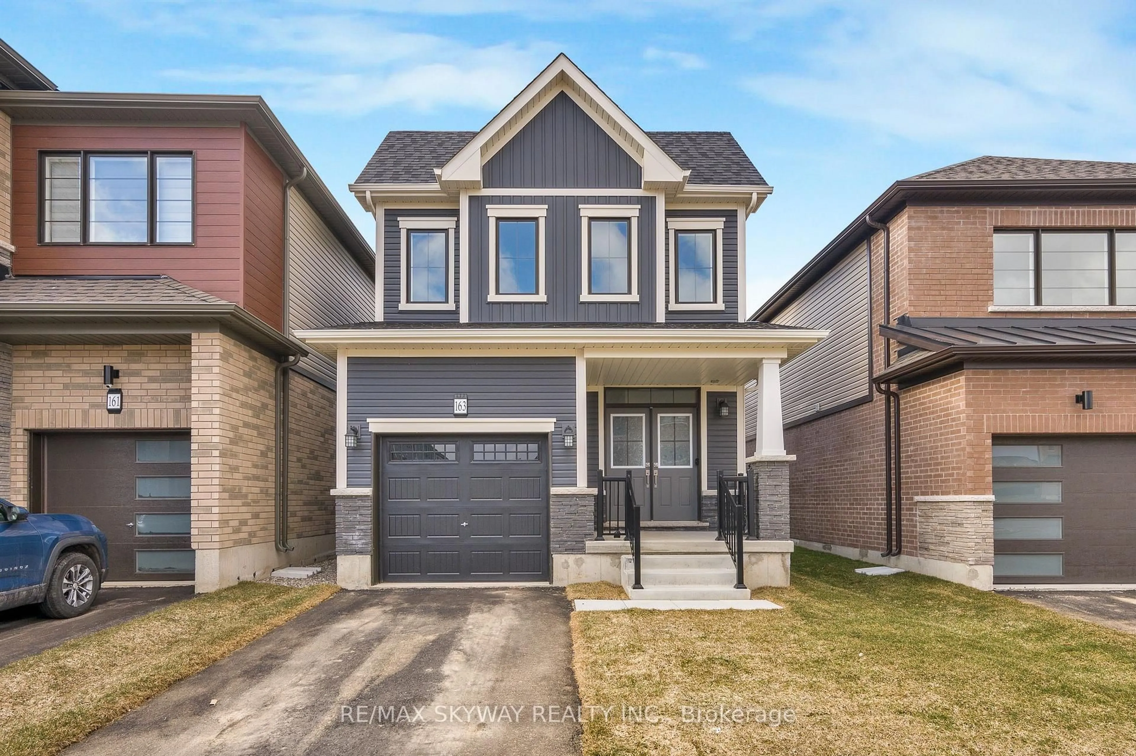 Home with brick exterior material, street for 163 Wilmot Rd, Brantford Ontario N3T 0W5