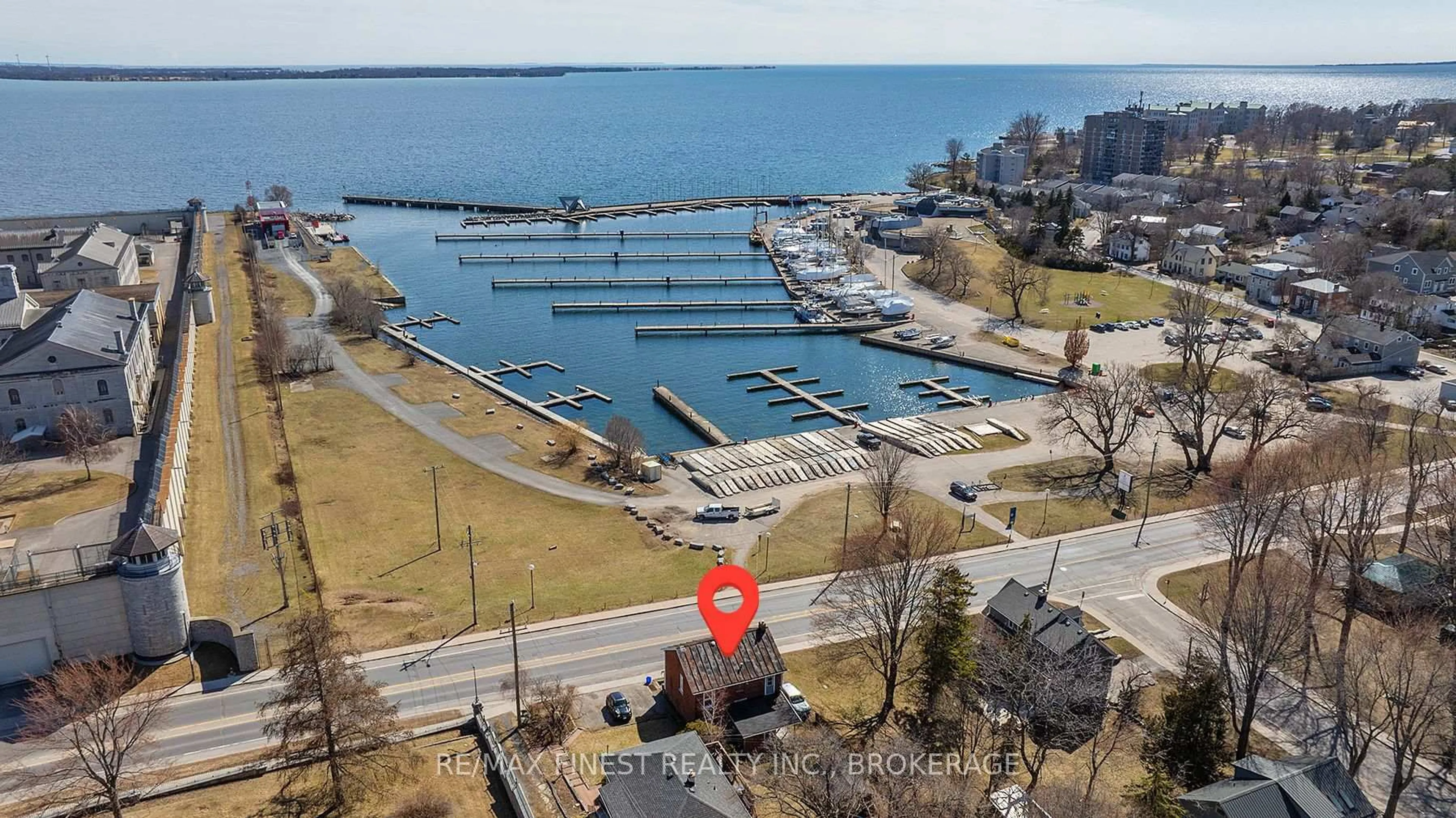 A pic from outside/outdoor area/front of a property/back of a property/a pic from drone, water/lake/river/ocean view for 589 King St, Kingston Ontario K7M 2E6