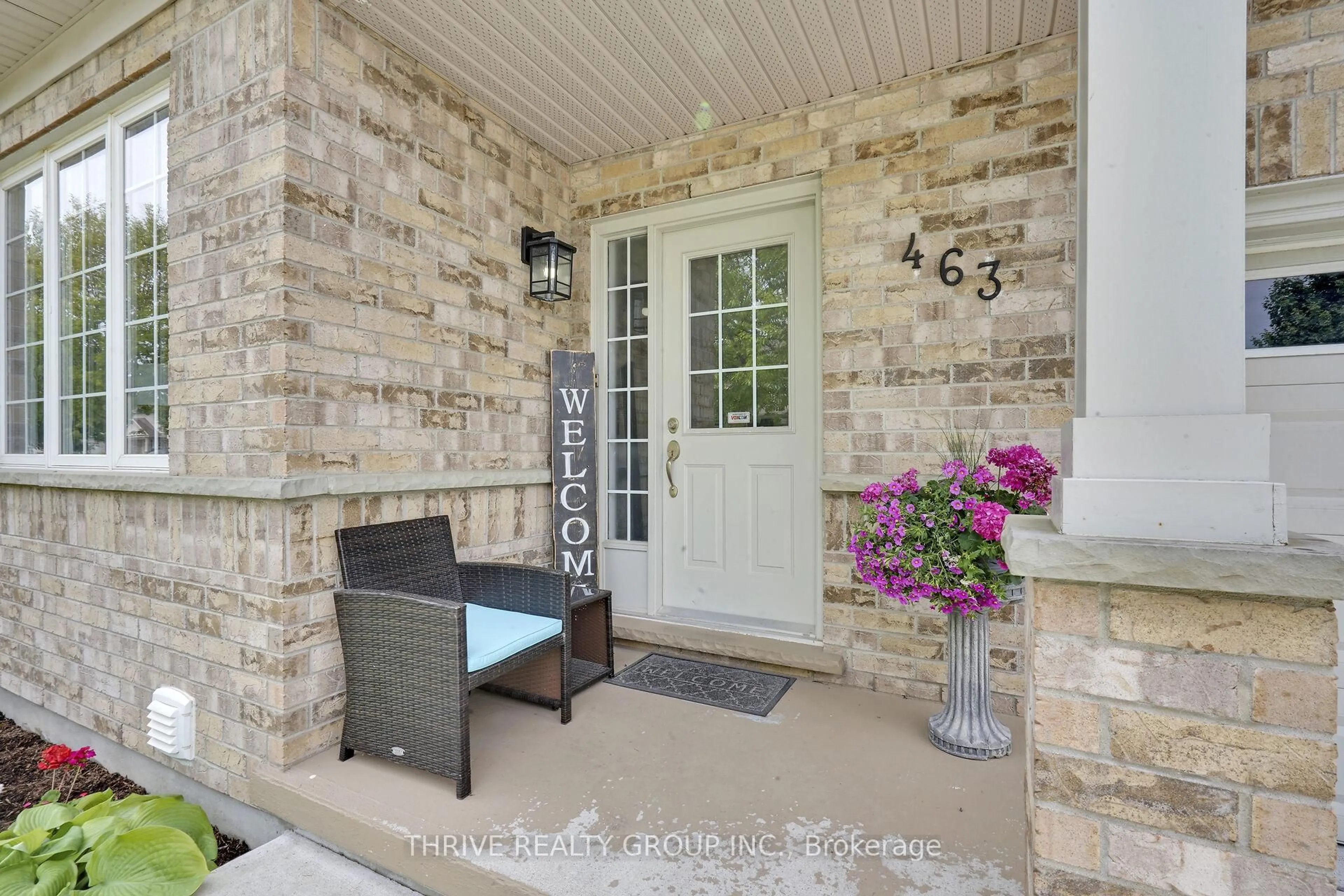 Indoor entryway for 463 South Leaksdale Circ, London South Ontario N6M 1K4