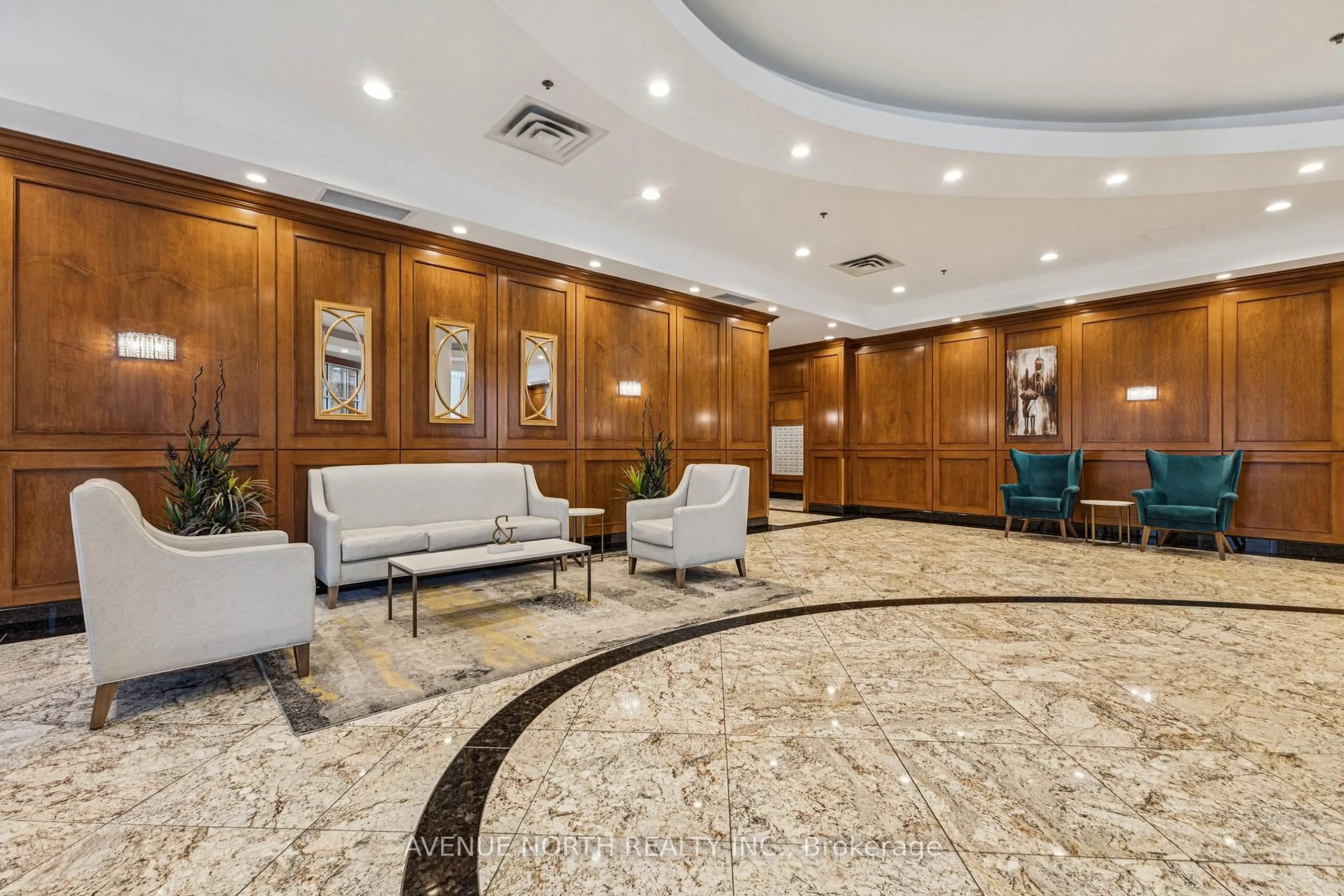 Lobby for 242 Rideau St #2604, Ottawa Ontario K1N 0B7