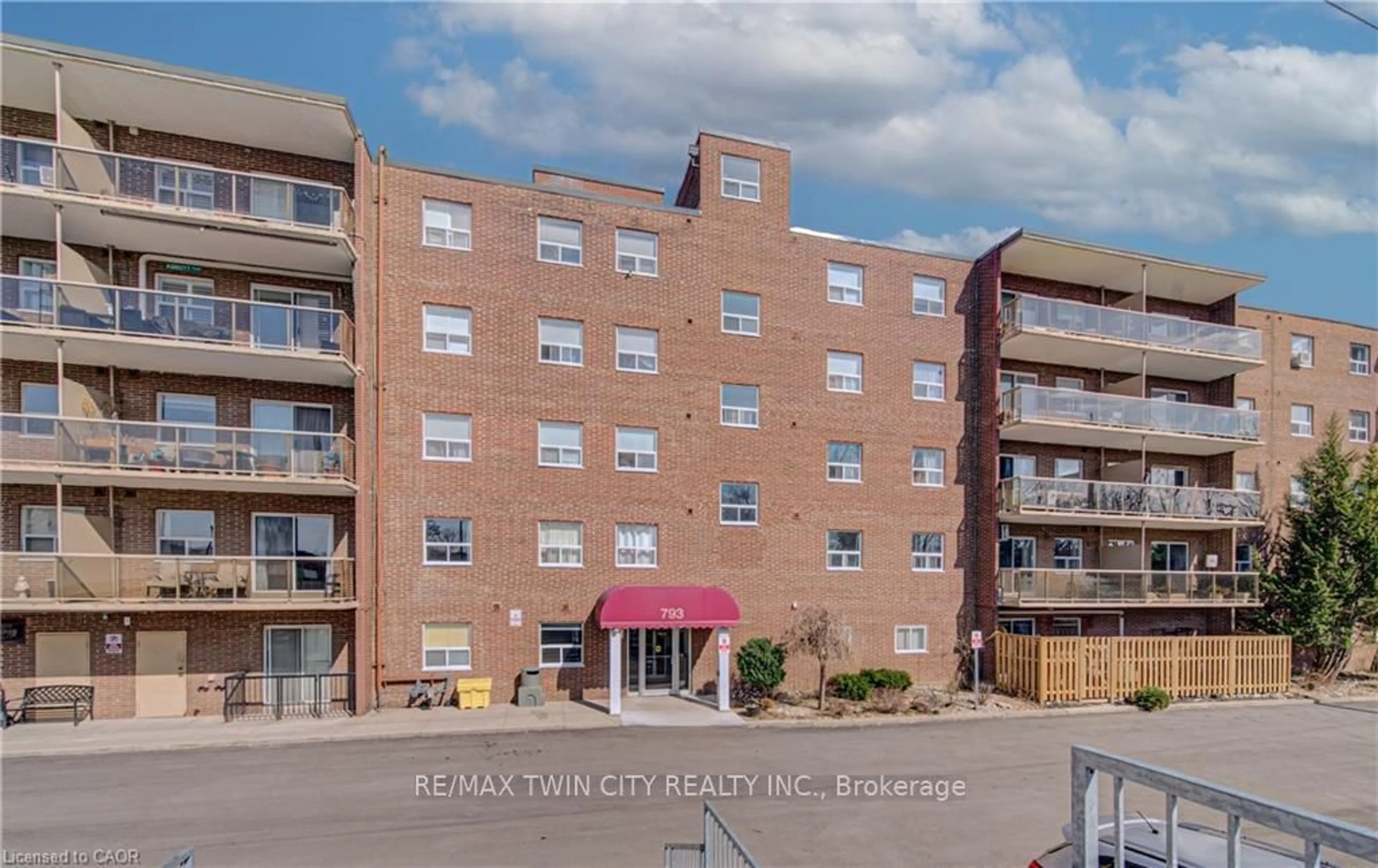 Unknown for 793 COLBORNE St #202, Brantford Ontario N3S 7J3