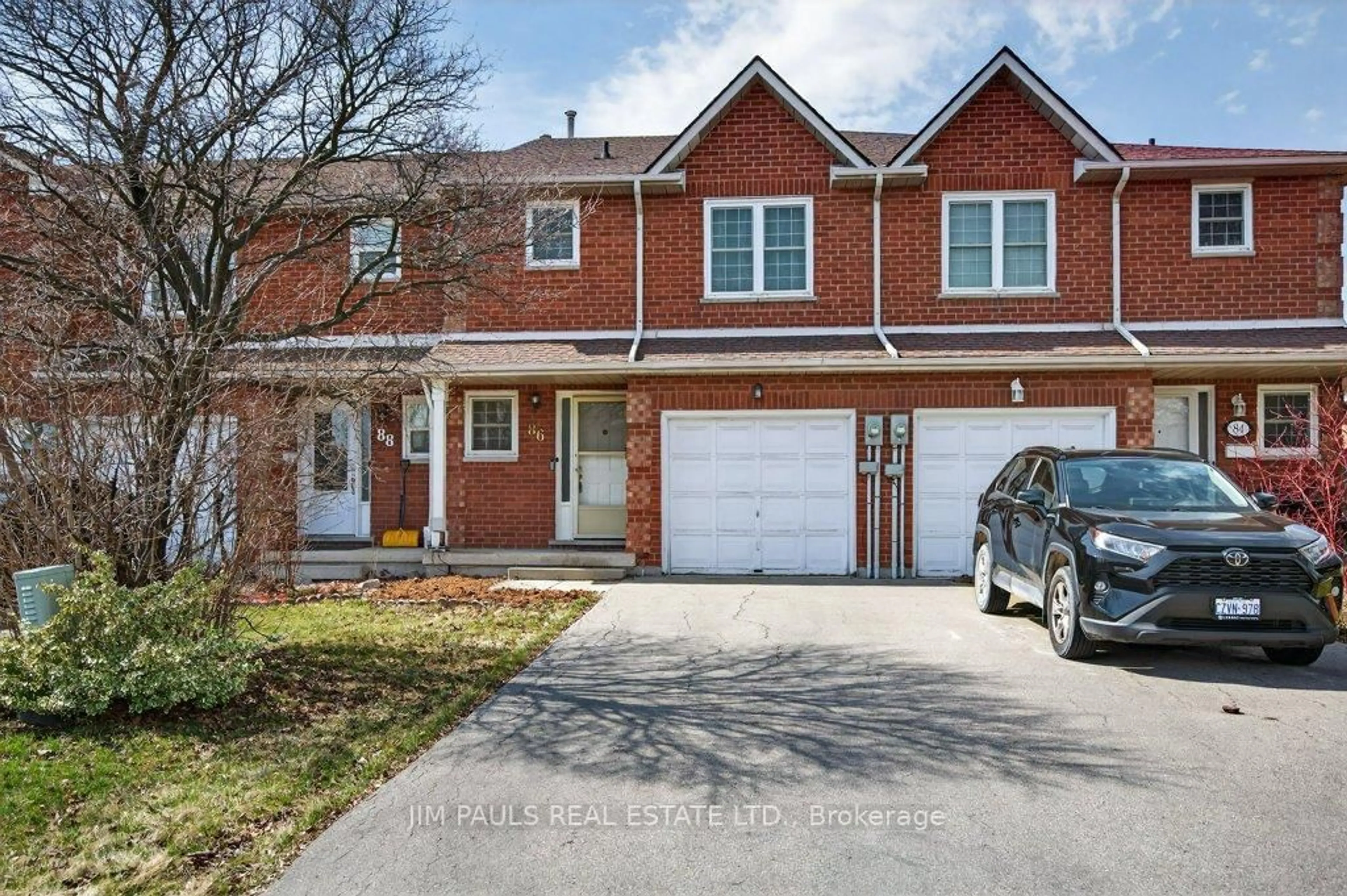 Home with brick exterior material, street for 86 Rita Ave, Hamilton Ontario L8W 1M5