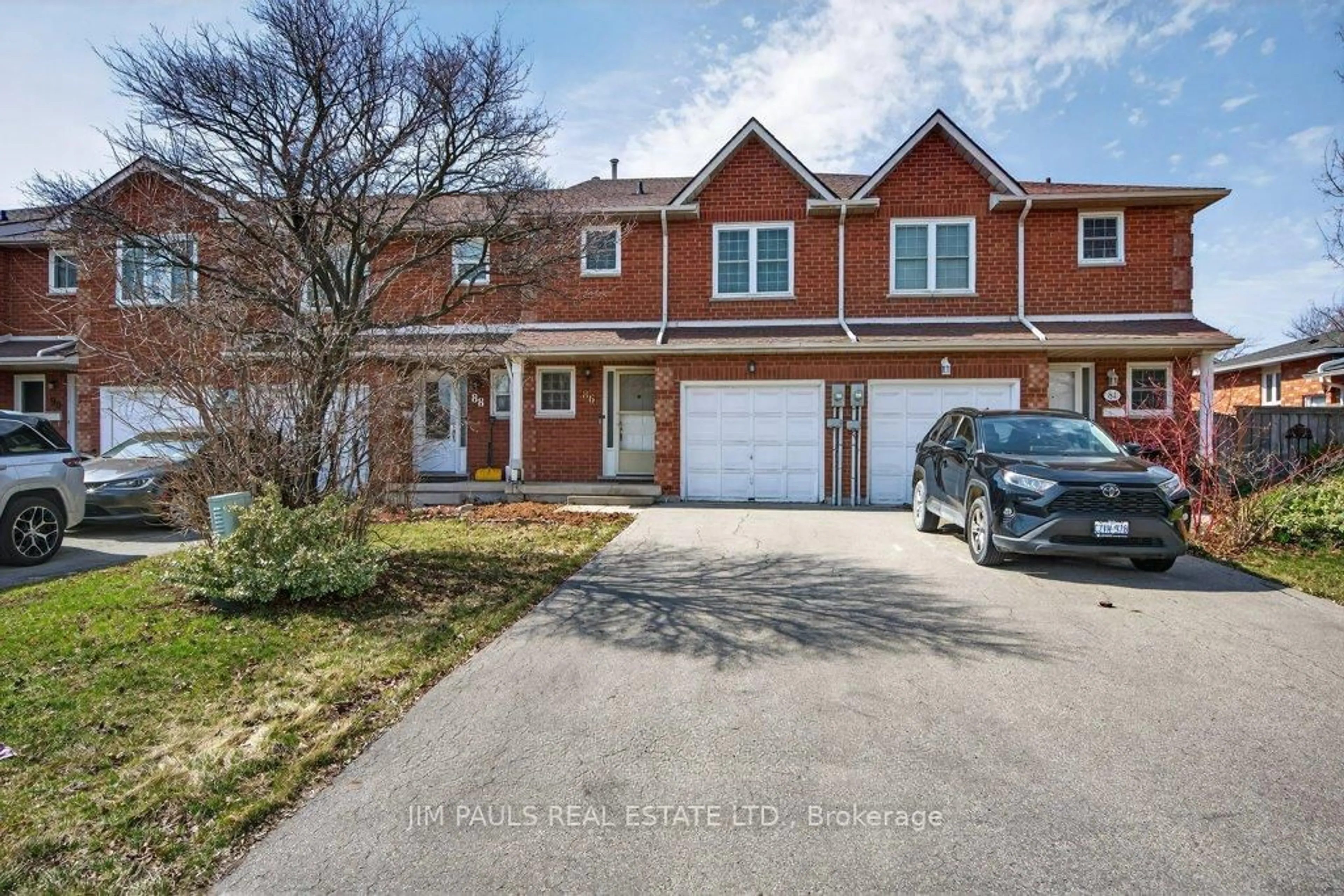 Home with brick exterior material, street for 86 Rita Ave, Hamilton Ontario L8W 1M5