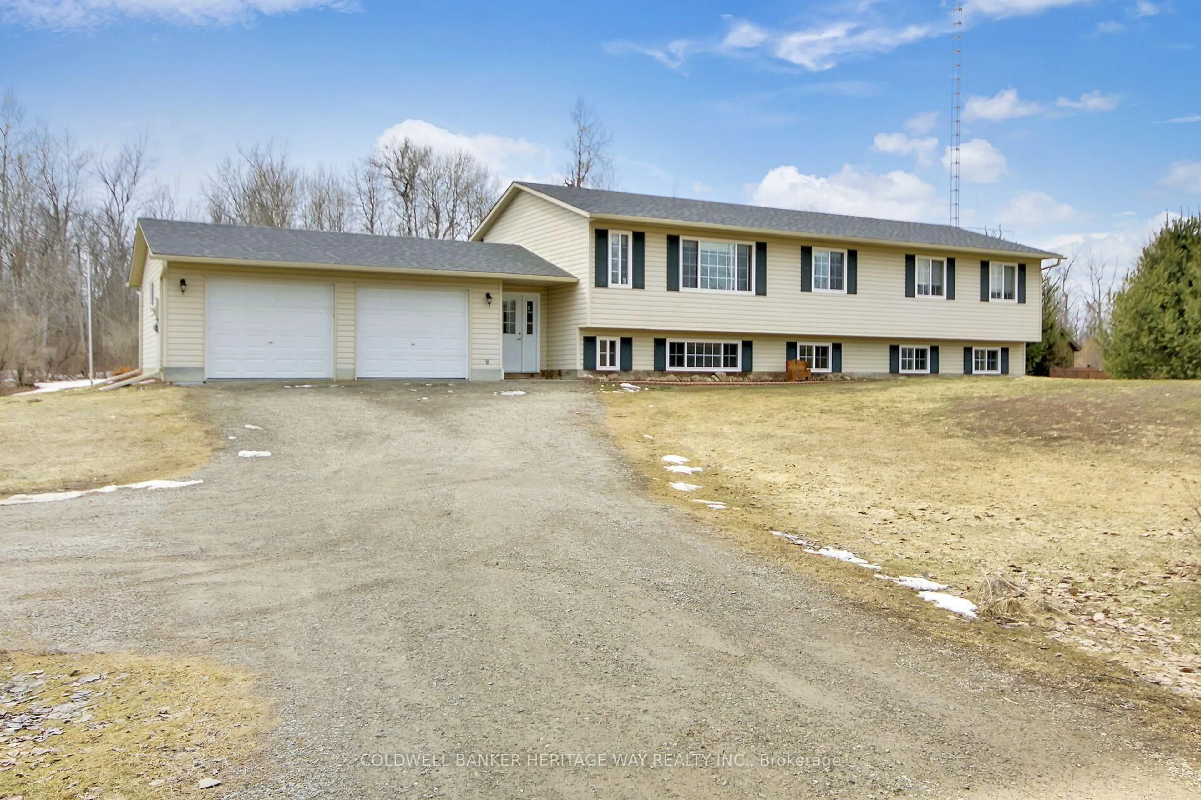 A pic from outside/outdoor area/front of a property/back of a property/a pic from drone, street for 1065 Ford Rd, Perth Ontario K7H 3C3