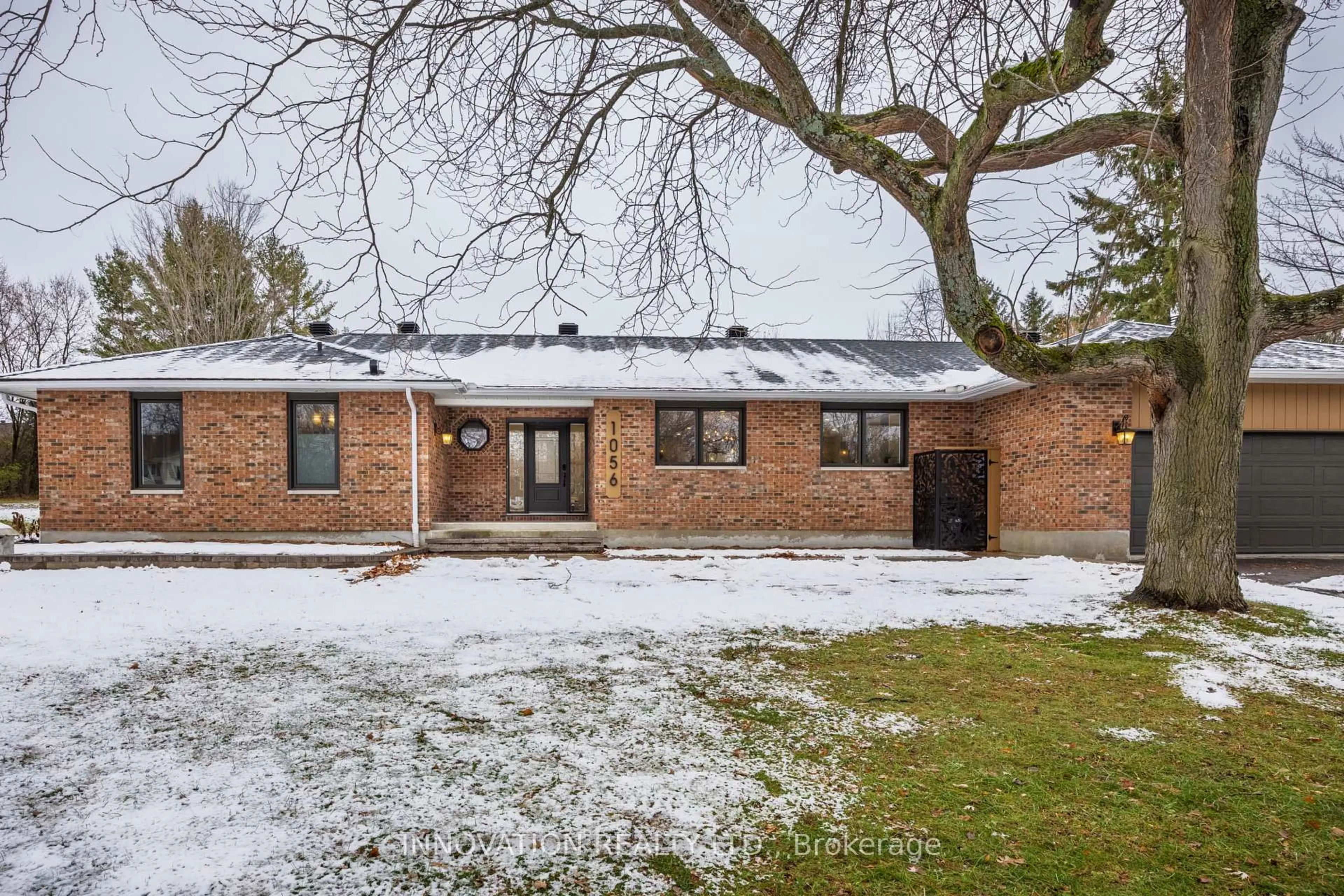 A pic from outside/outdoor area/front of a property/back of a property/a pic from drone, street for 1056 Heenan Terr, Ottawa Ontario K4M 1J2