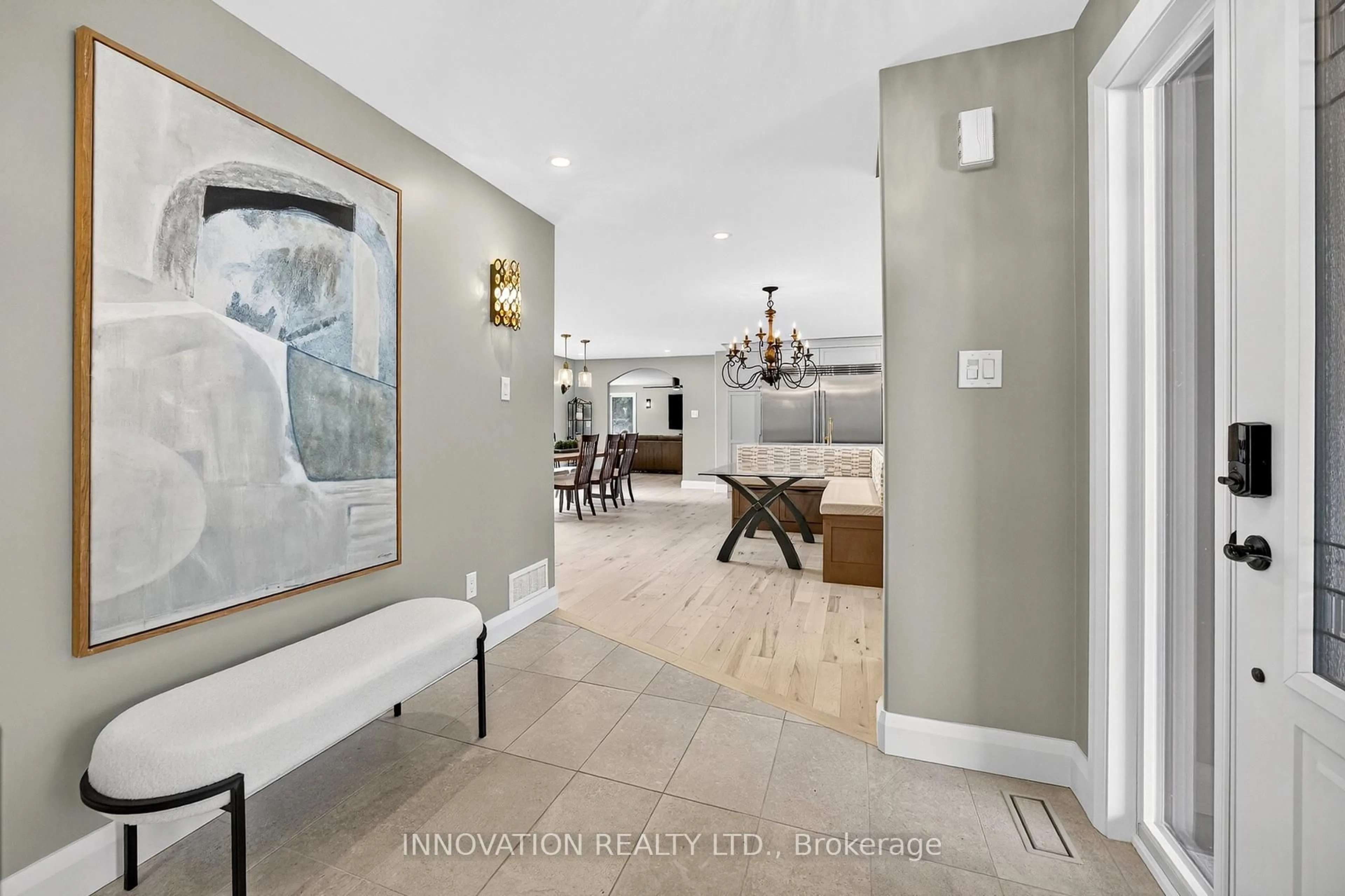 Indoor entryway for 1056 Heenan Terr, Ottawa Ontario K4M 1J2