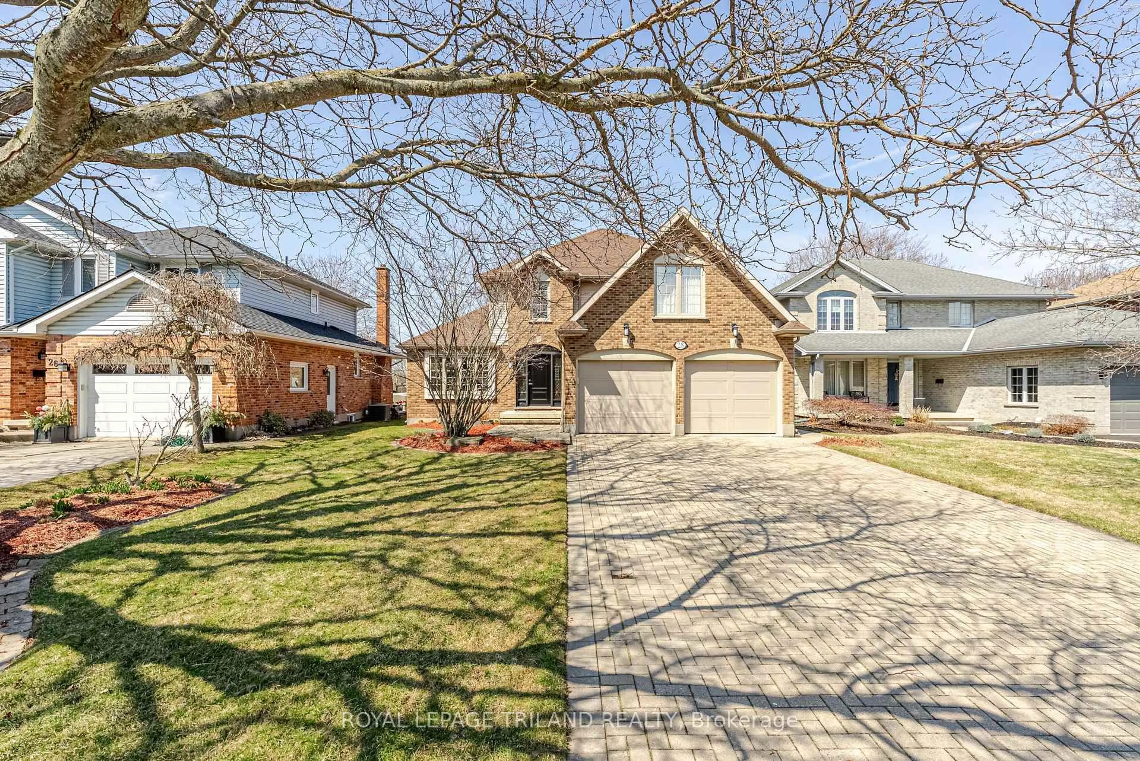 Home with brick exterior material, street for 28 Sinclair Cres, Aylmer Ontario N5H 3B7