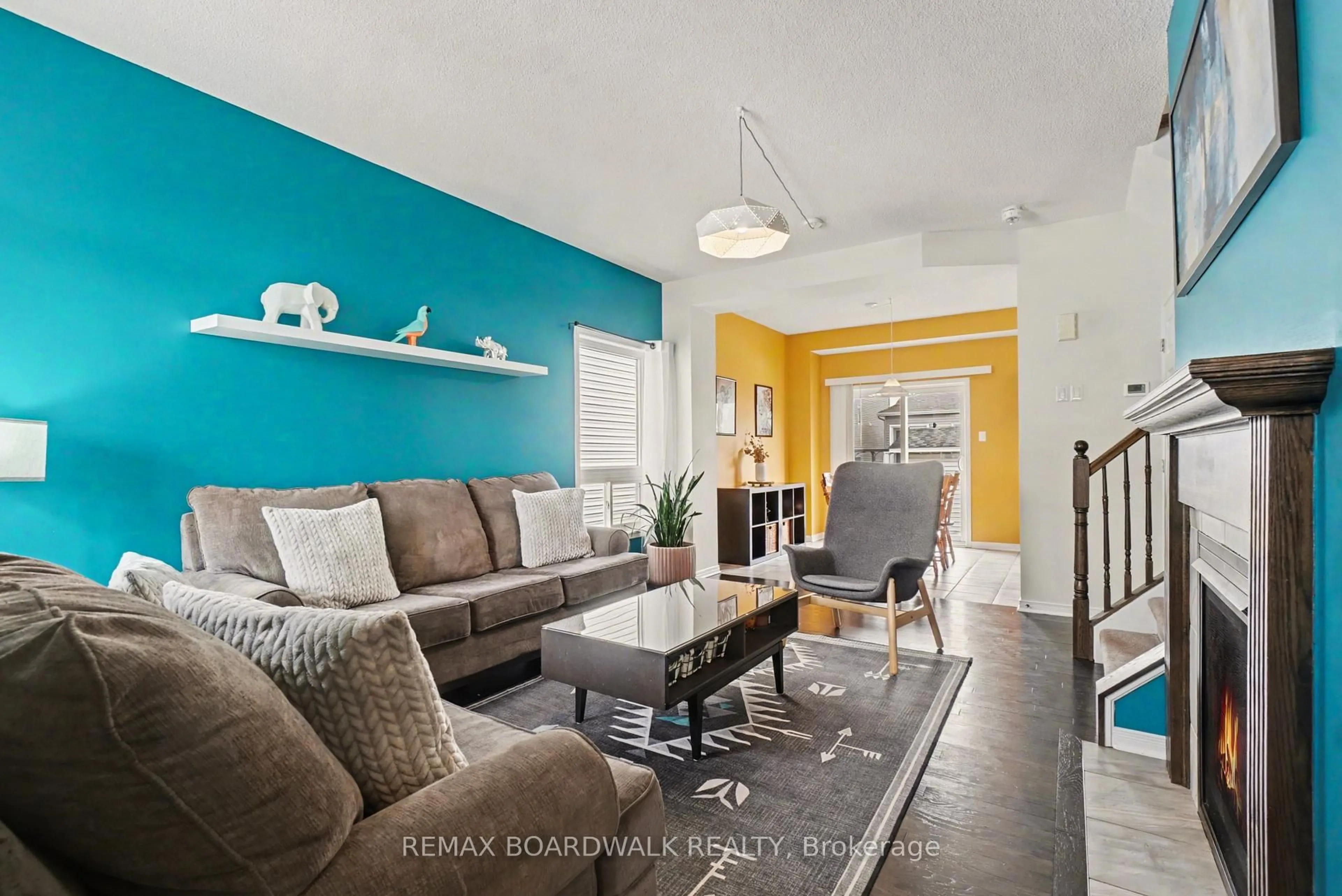 Living room with furniture, unknown for 217 Mercury St, Clarence-Rockland Ontario K4K 0E8