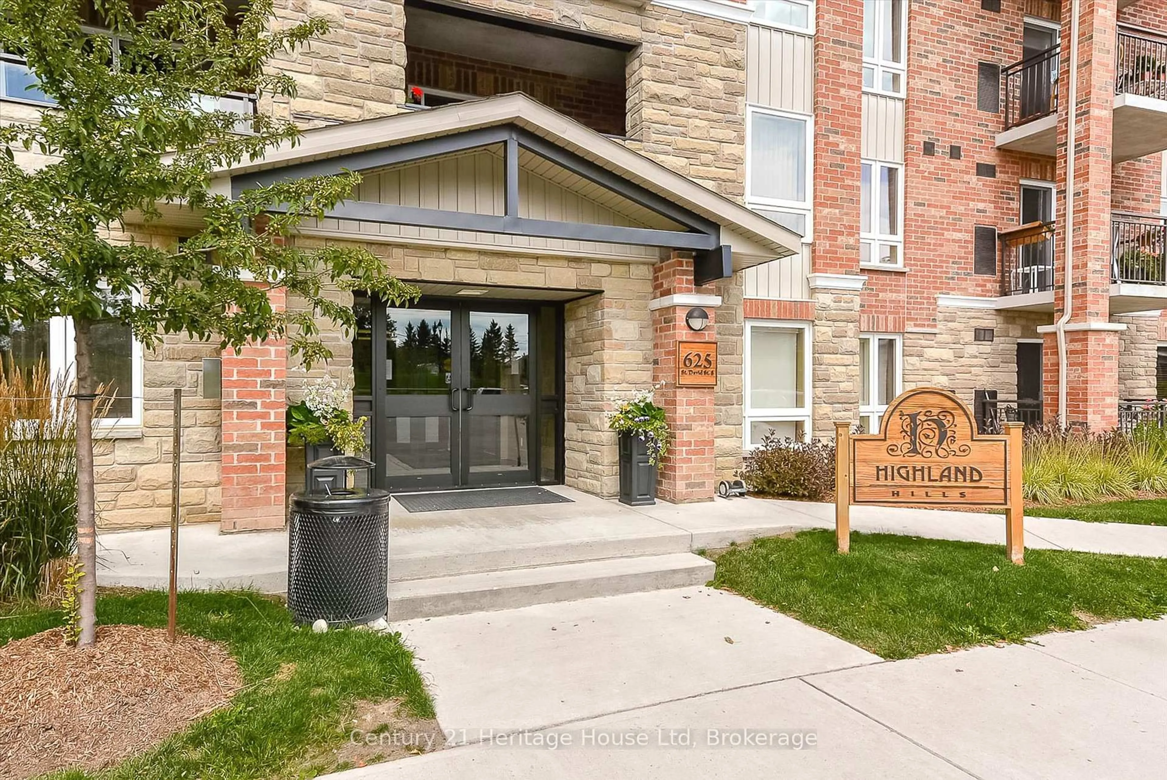 Unknown for 625 St David St #210, Centre Wellington Ontario N1M 0A8