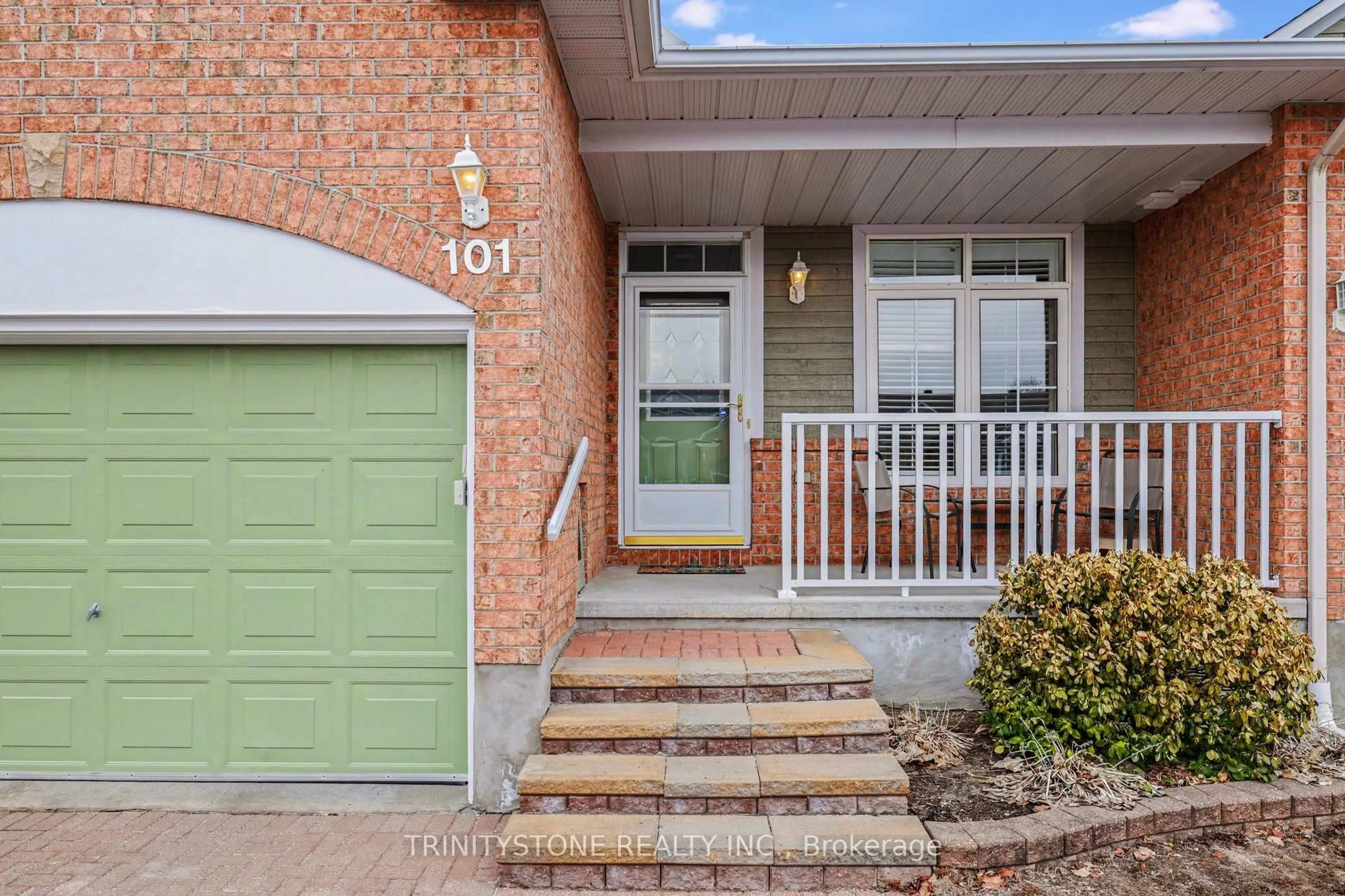 Home with brick exterior material, street for 101 Sable Run Dr, Ottawa Ontario K2S 1W7