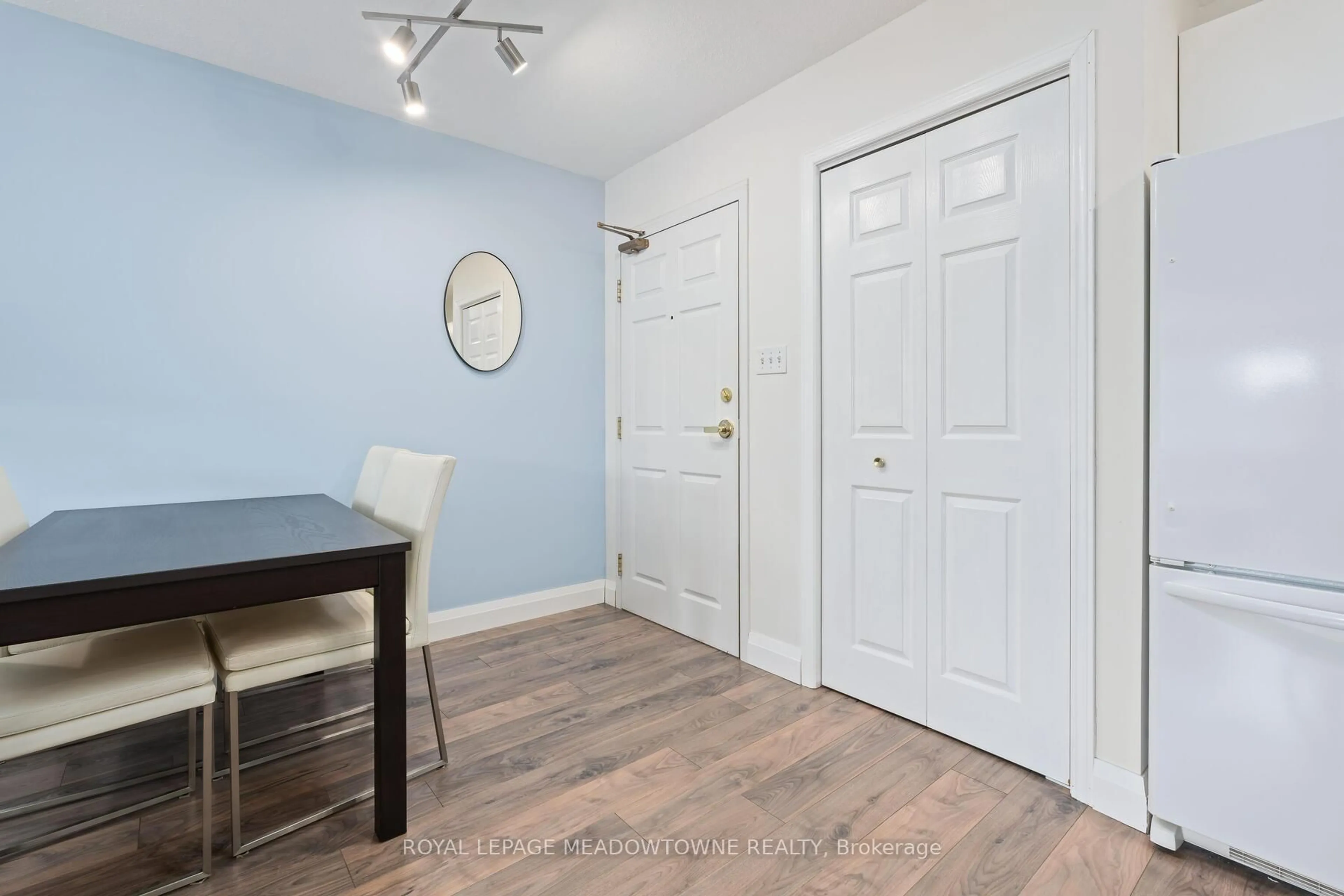 A pic of a room for 264 Alma St #301, Guelph/Eramosa Ontario N0B 2K0