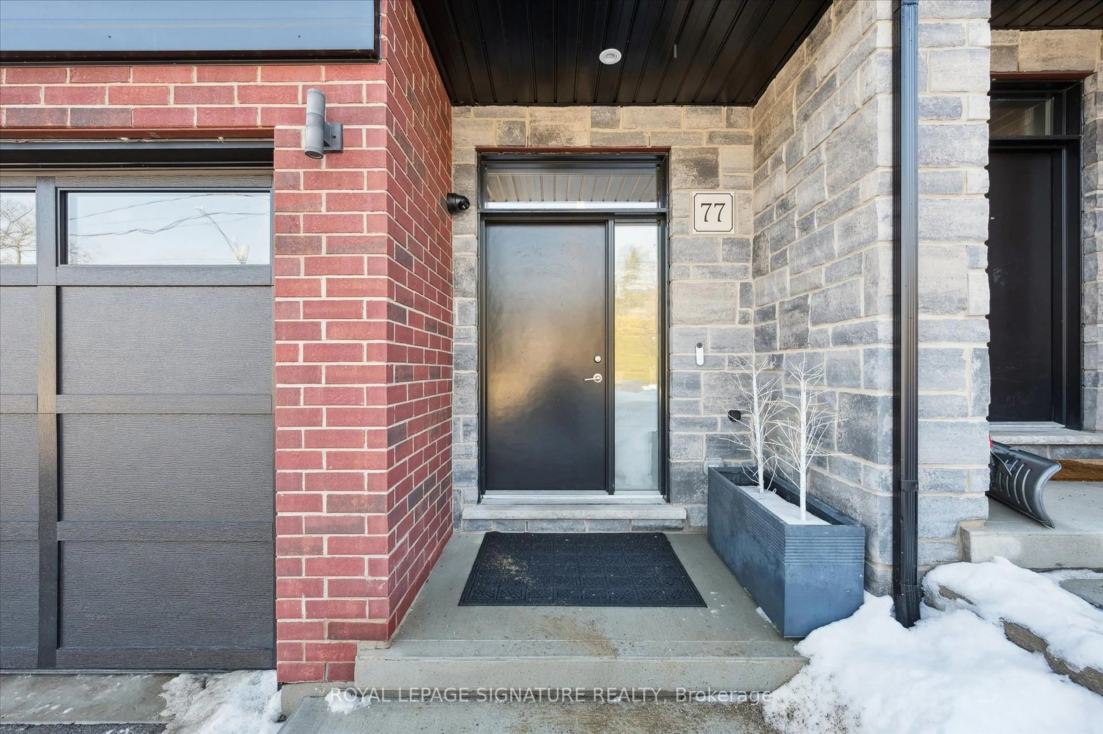 Home with brick exterior material, street for 77 Beechwood Ave, Guelph Ontario N1H 0B6