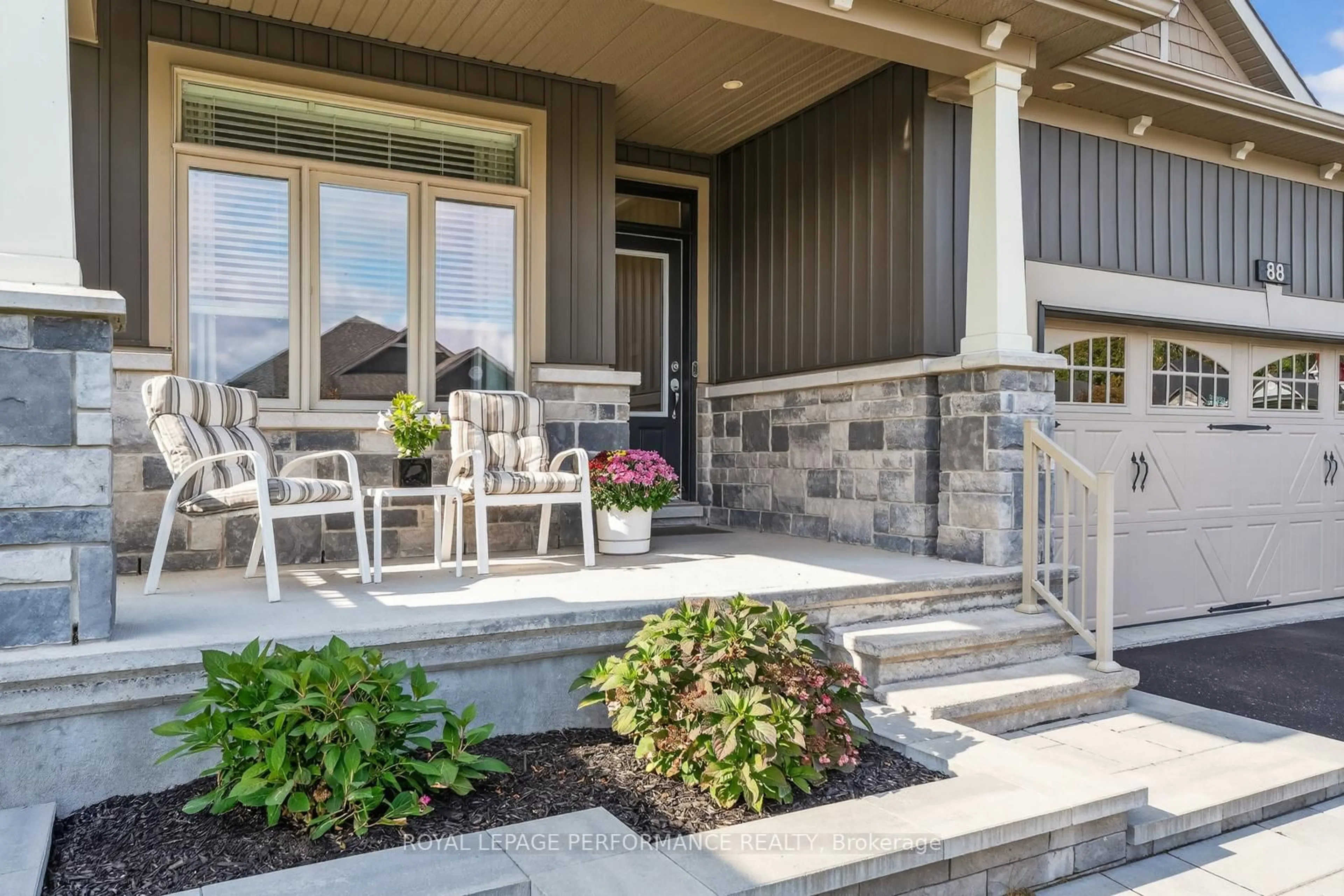 Patio, street for 88 Des Rails St, Clarence-Rockland Ontario K4K 0K2