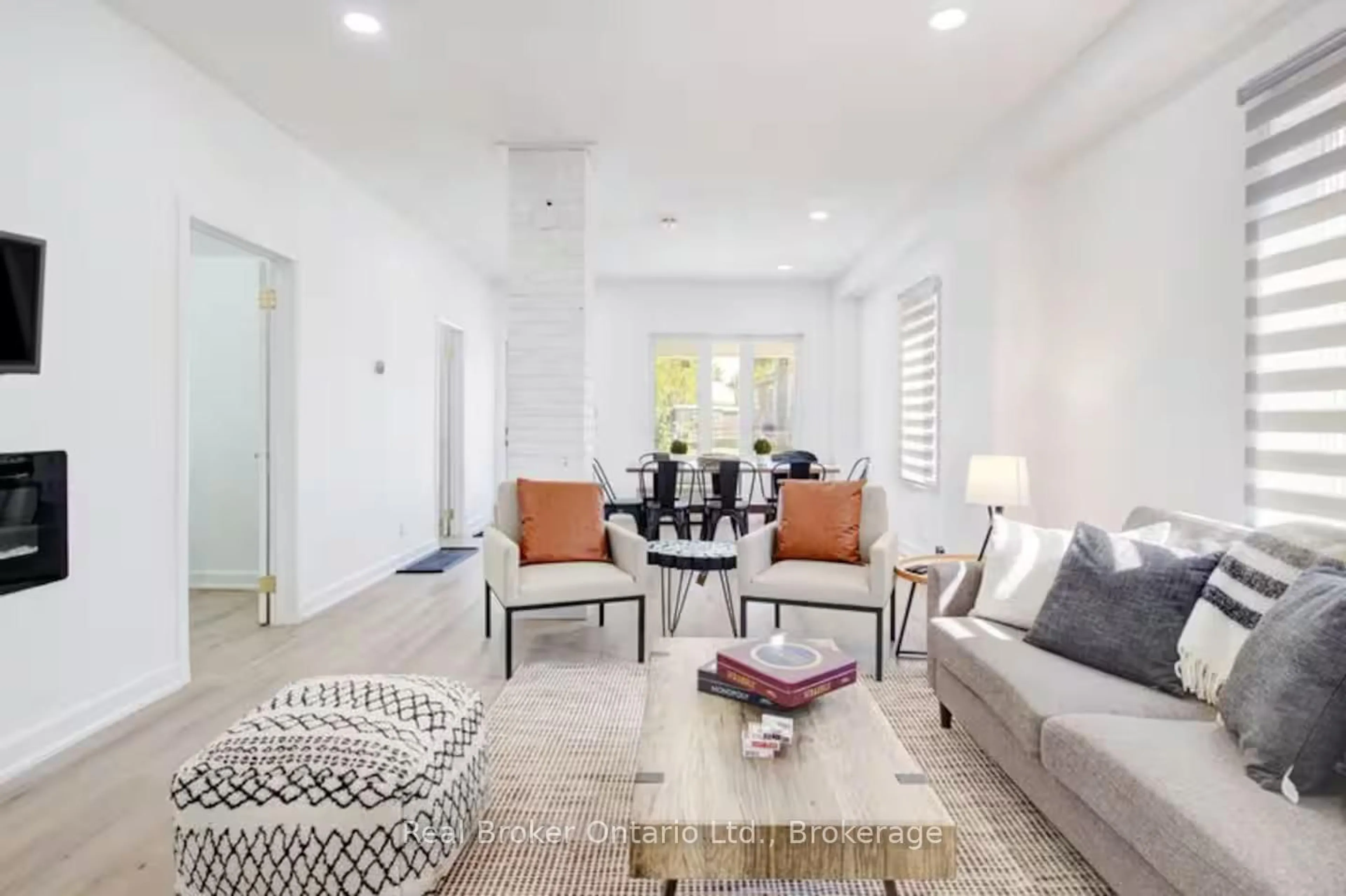 Living room with furniture, unknown for 34 Church St, Port Colborne Ontario L3K 2M4