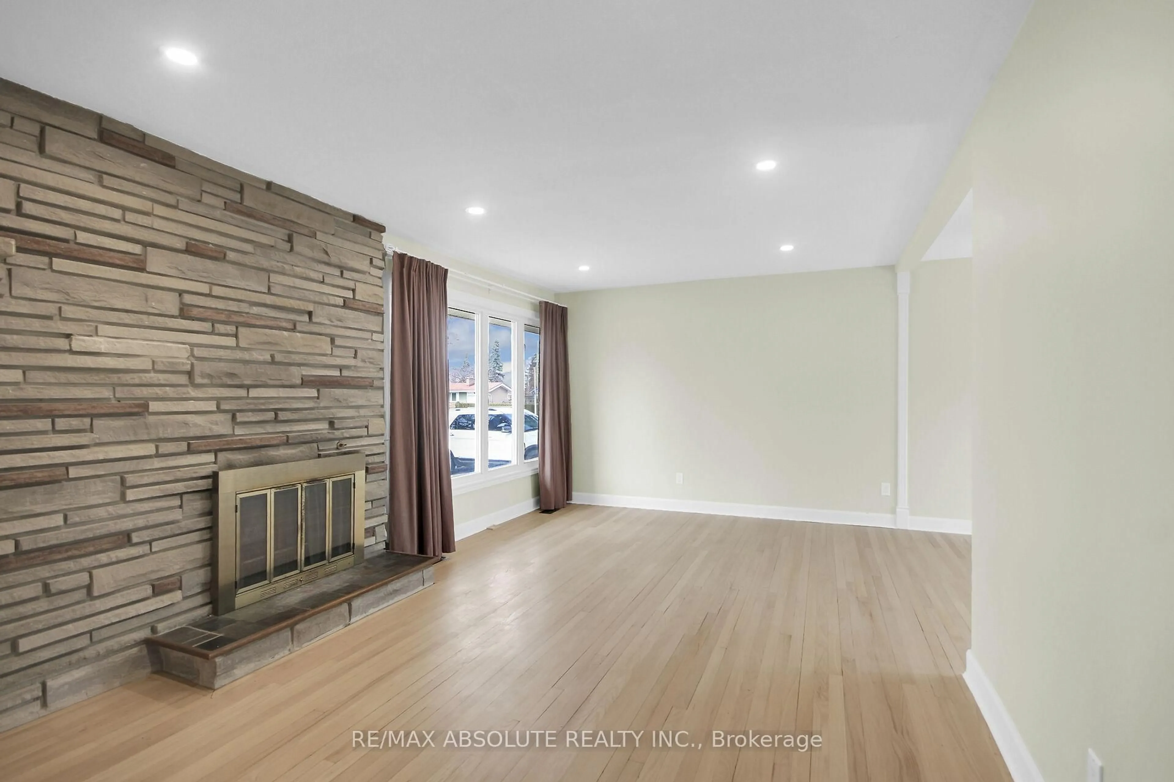 Unknown for 60 Foothills Dr, Ottawa Ontario K2H 6K3