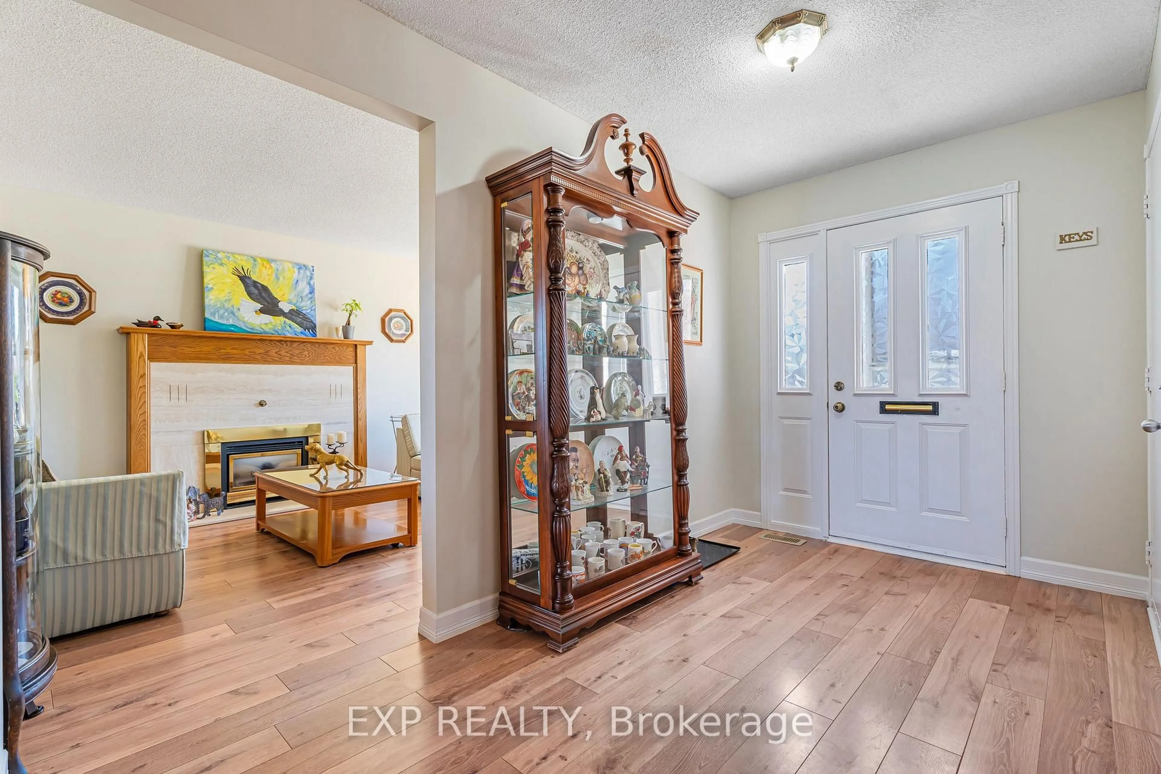 Indoor entryway for 78 Esther Ave, Cambridge Ontario N1S 4L6