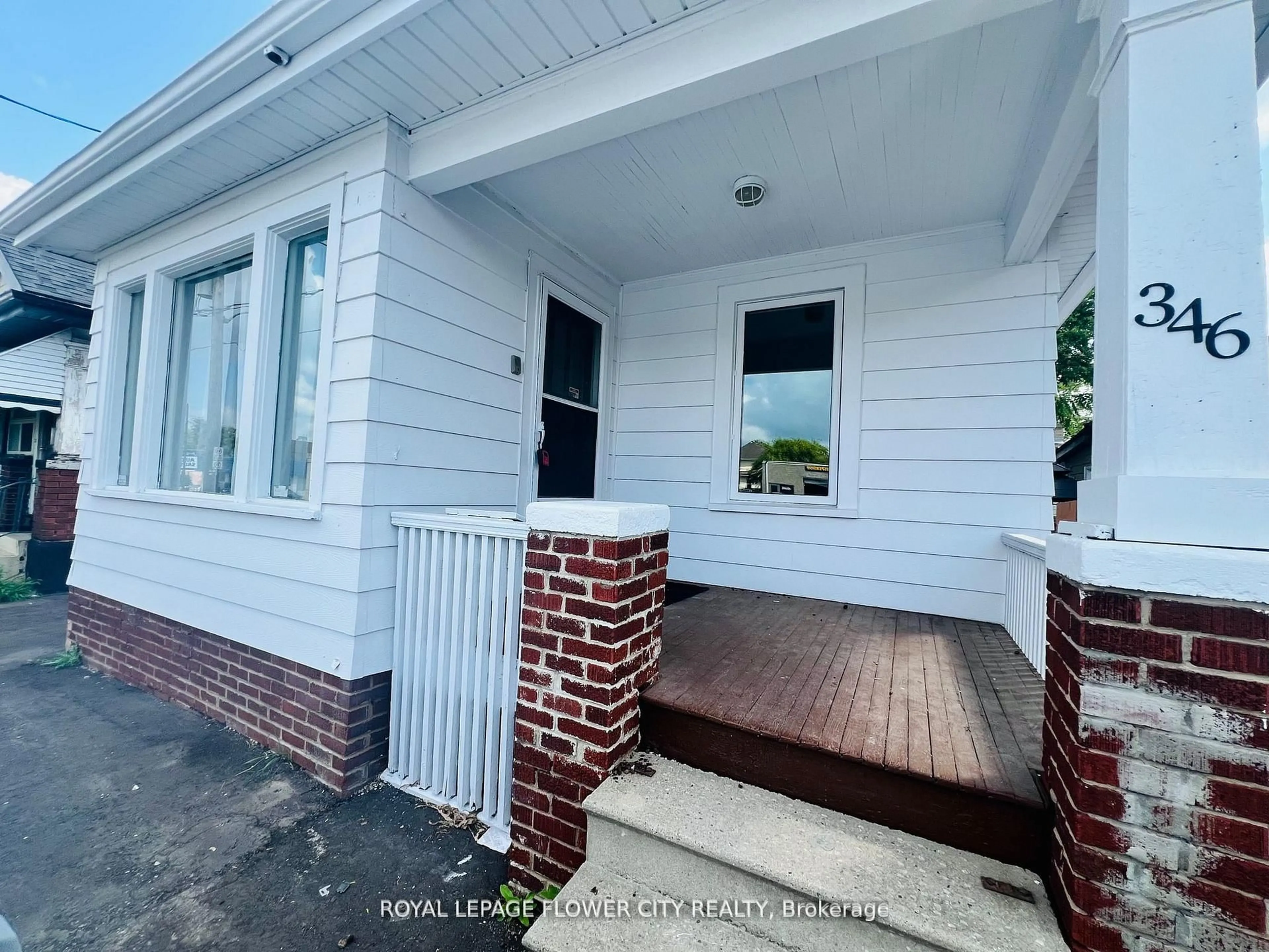 Unknown for 346 Wharncliffe Rd, London South Ontario N6J 2L8