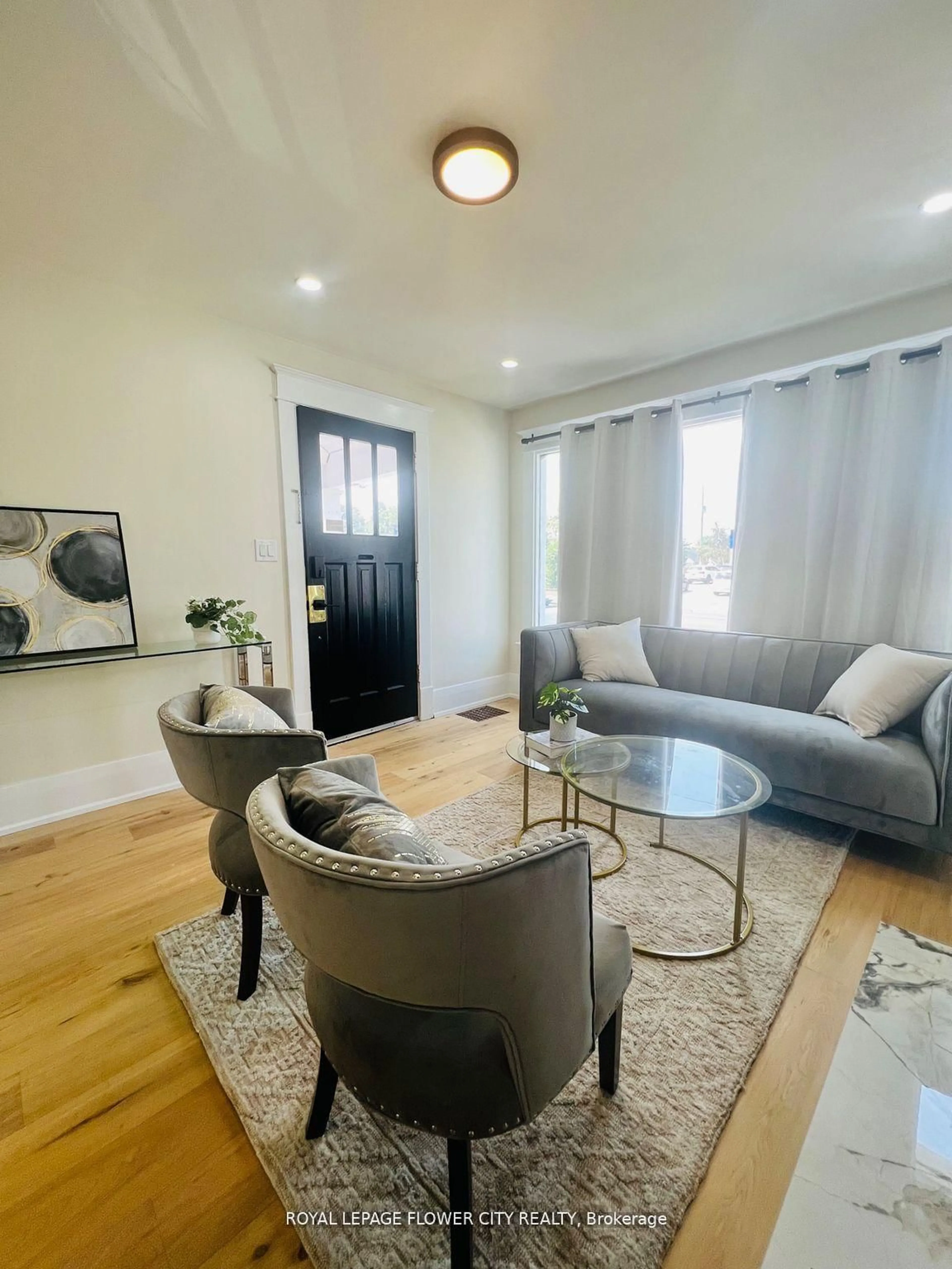 Living room with furniture, unknown for 346 Wharncliffe Rd, London South Ontario N6J 2L8