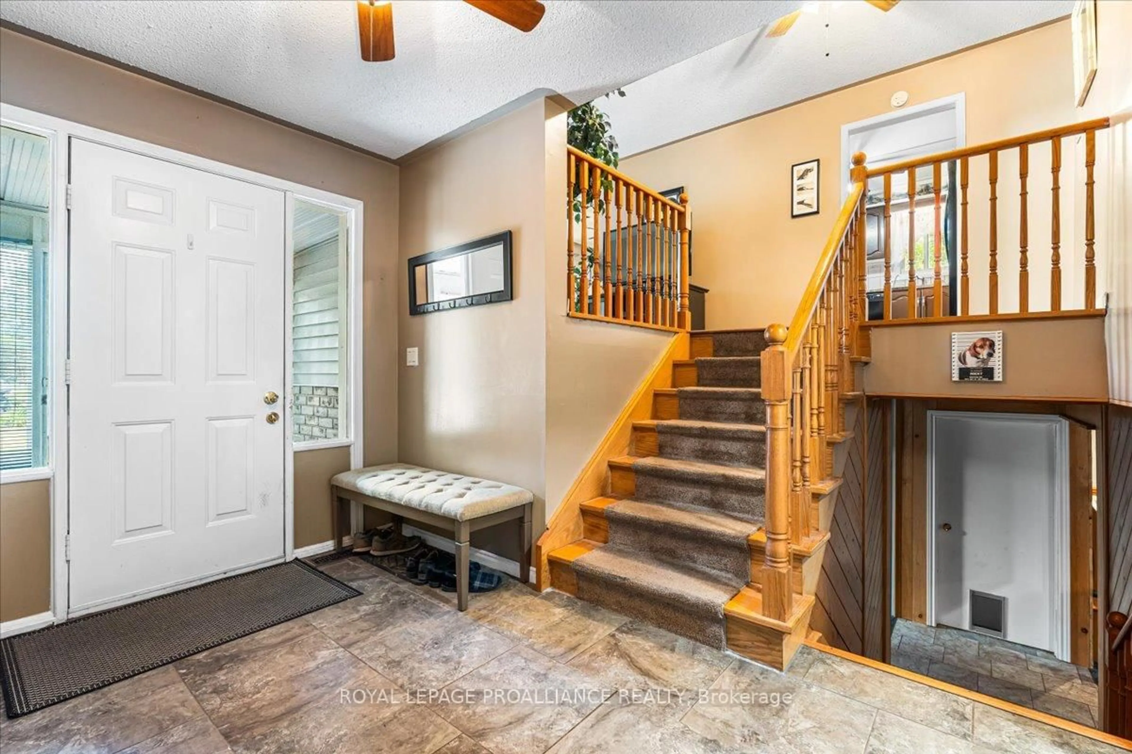 Indoor entryway for 2475C Shannonville Rd, Tyendinaga Ontario K0K 2V0