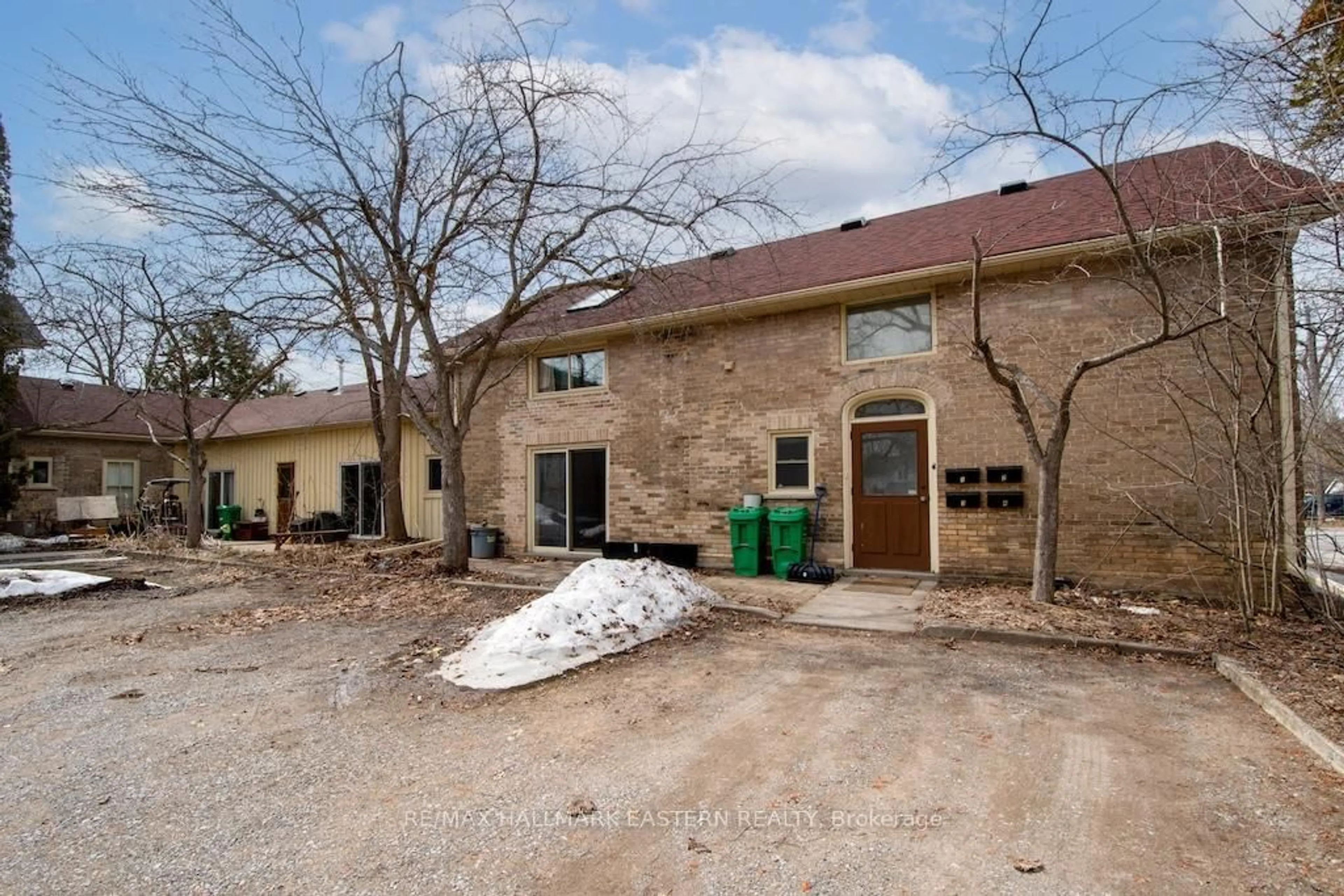 Home with brick exterior material, street for 11 Argyle St, Peterborough Ontario K9H 7M2