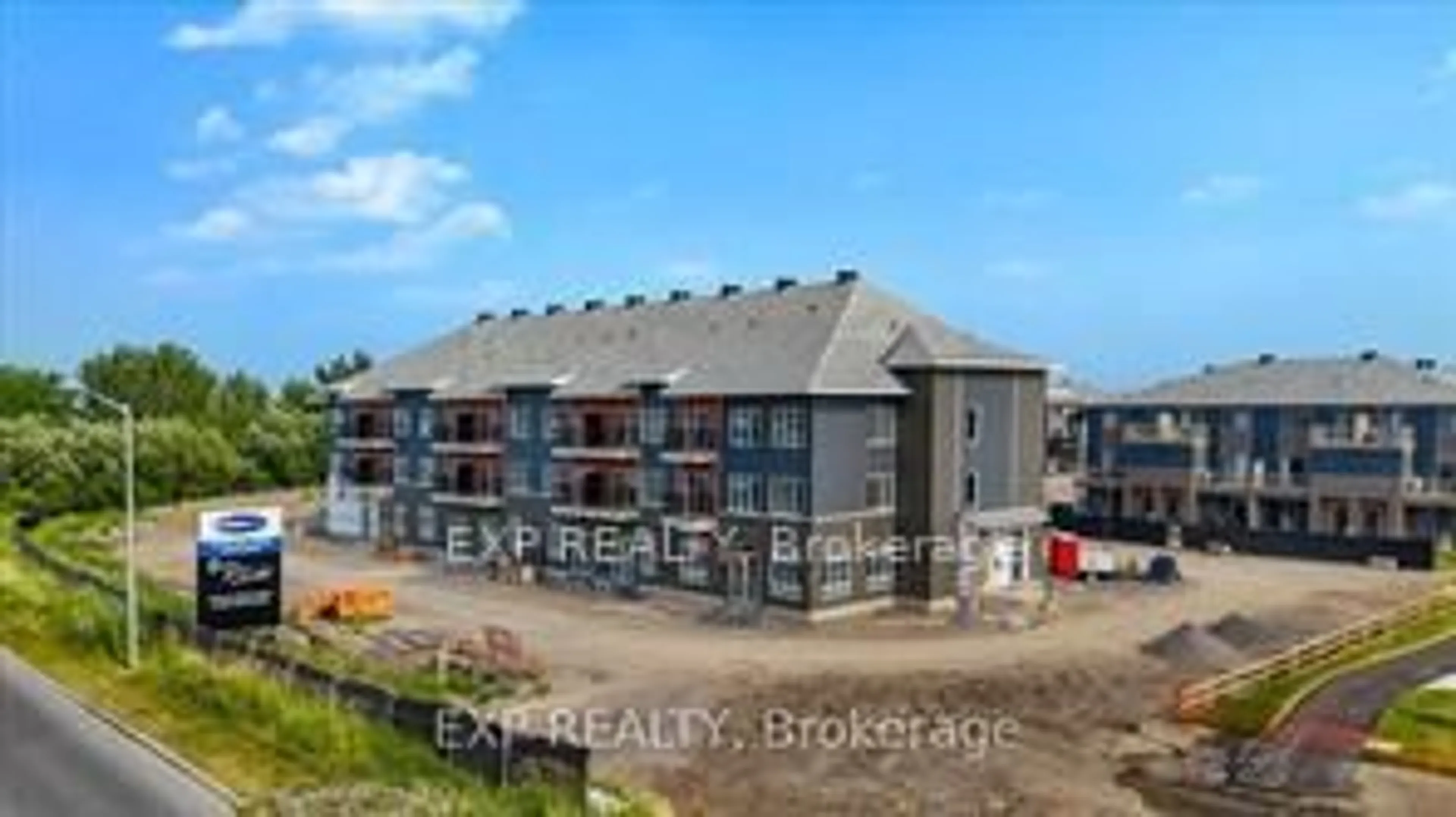 A pic from outside/outdoor area/front of a property/back of a property/a pic from drone, building for 2376 Tenth Line Rd #305, Ottawa Ontario K4A 0M7
