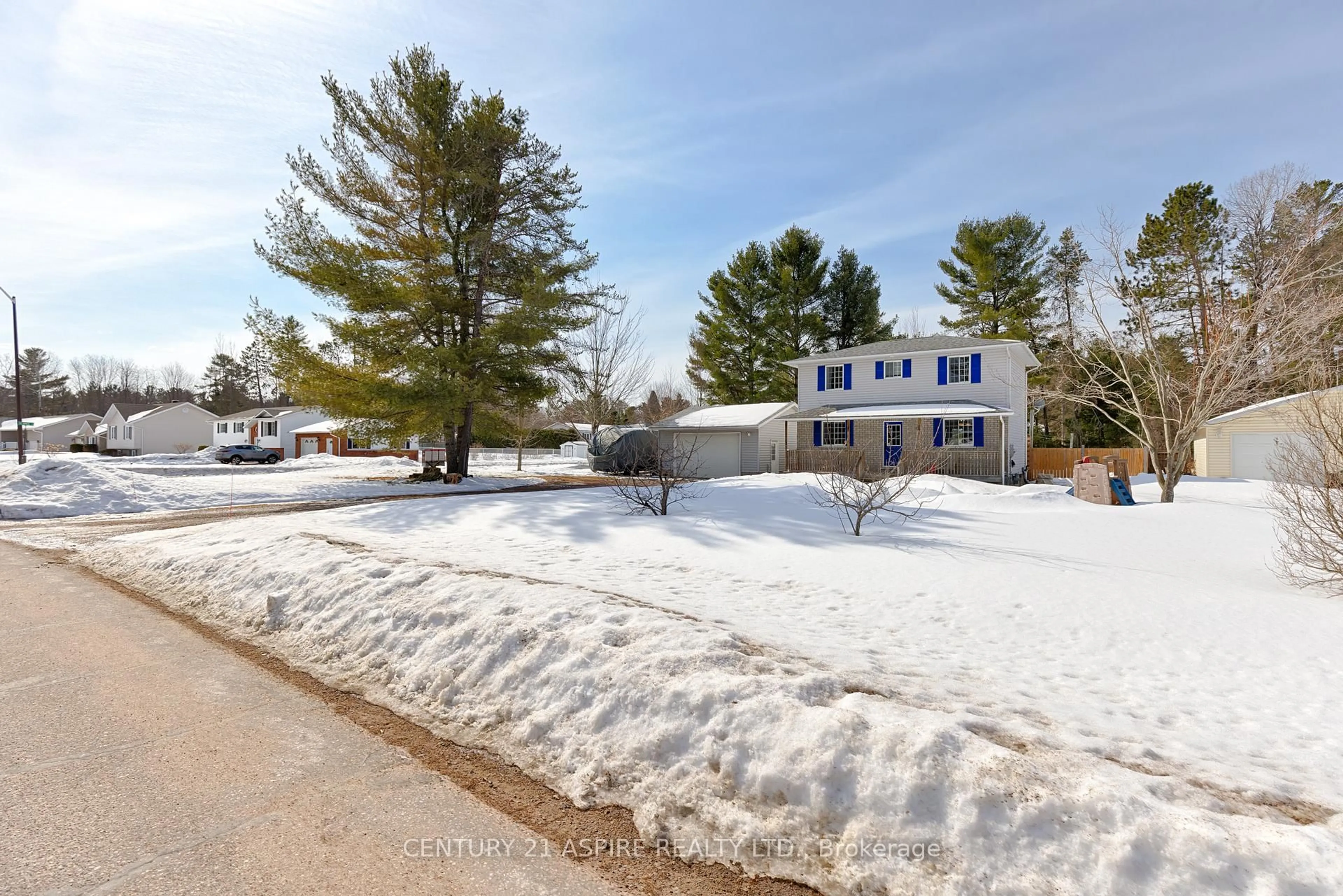 A pic from outside/outdoor area/front of a property/back of a property/a pic from drone, street for 13 Runge Dr, Petawawa Ontario K8A 8P3