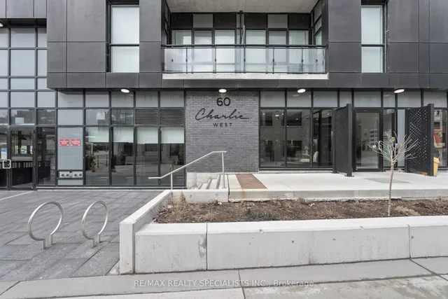60 Charles St W St #308, Kitchener 2