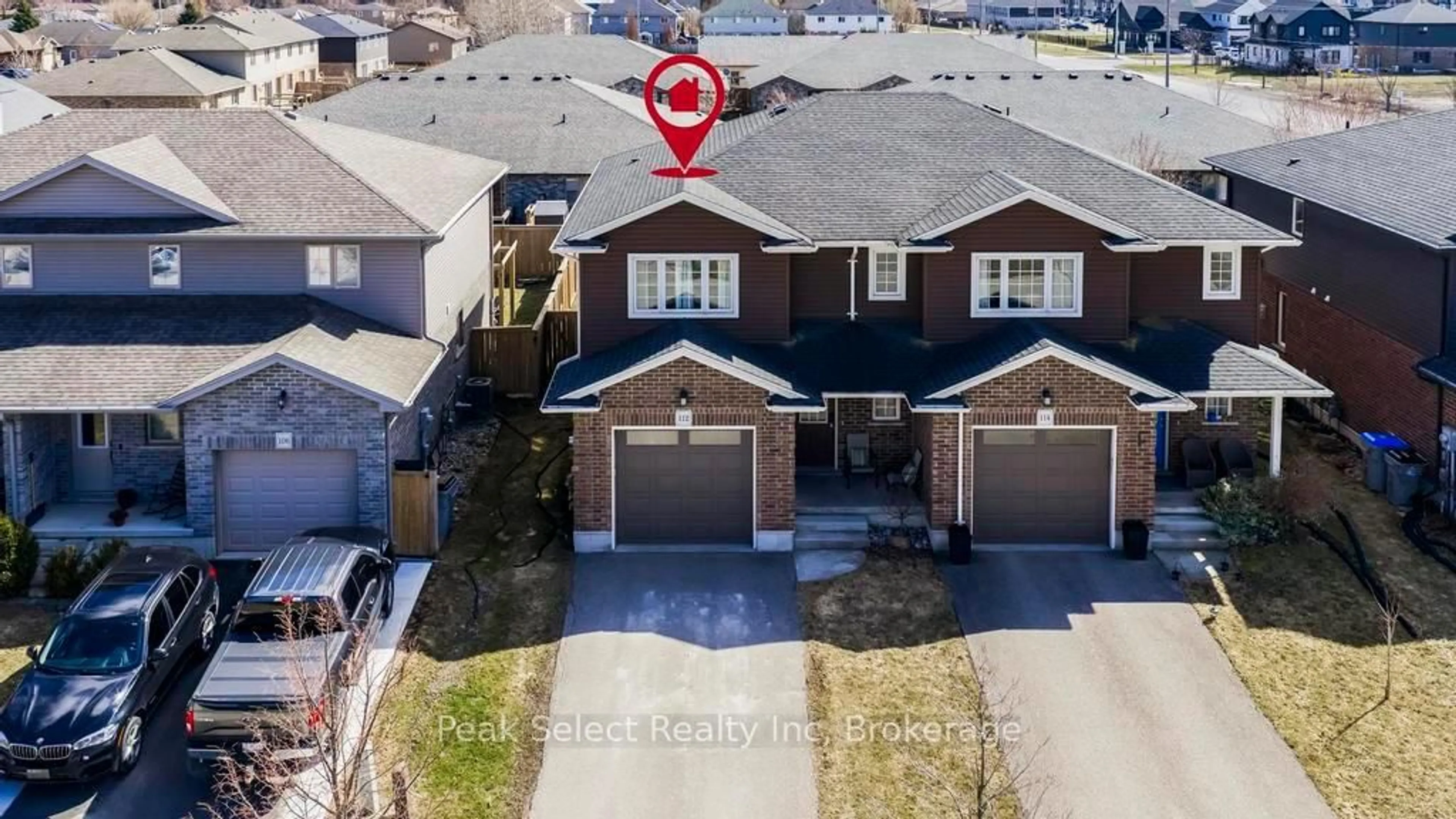 A pic from outside/outdoor area/front of a property/back of a property/a pic from drone, street for 112 Edison St, St. Marys Ontario N4X 0A8