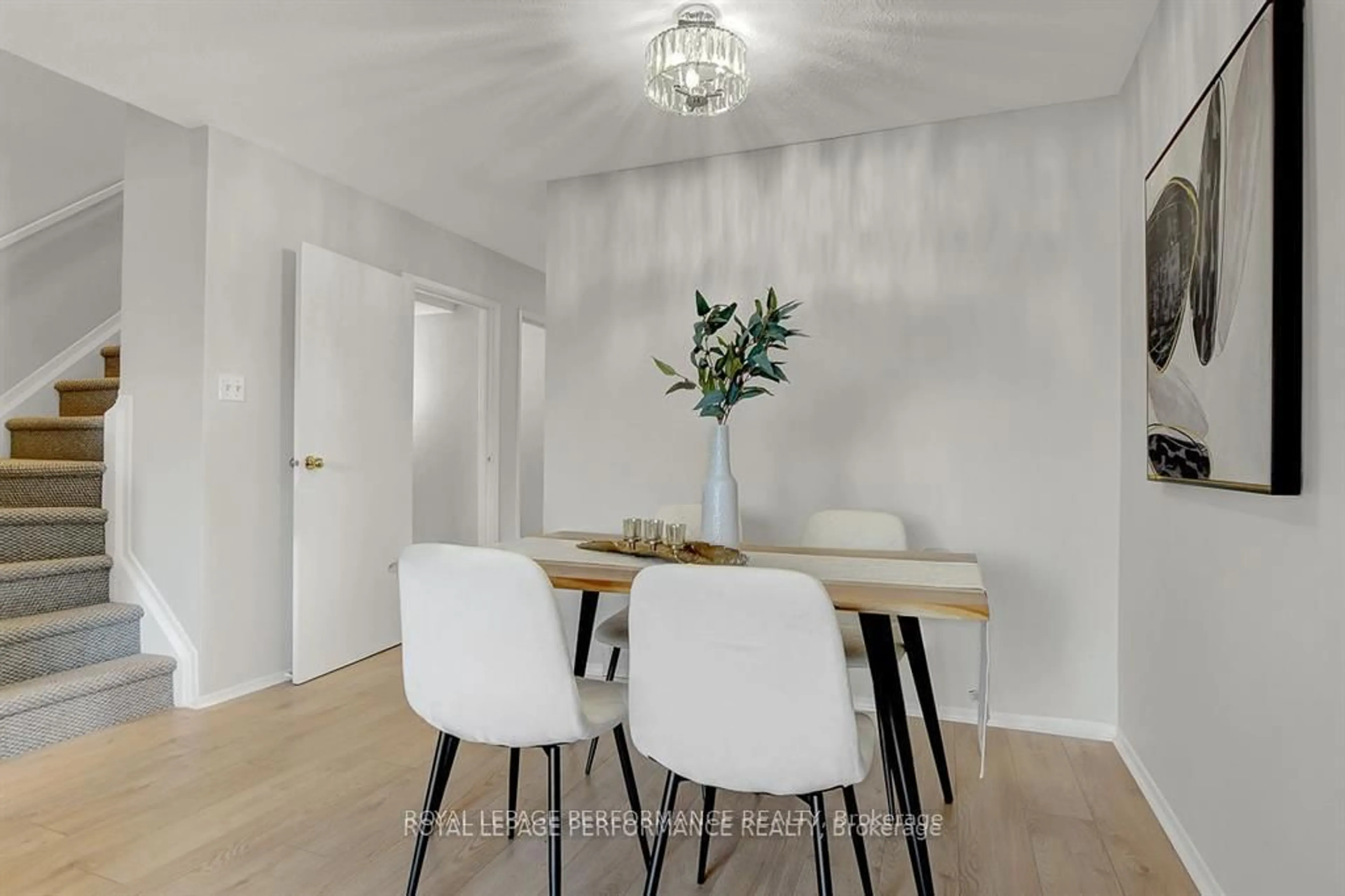 Dining room, wood/laminate floor for 2603 PIMLICO Cres, Ottawa Ontario K1T 2A6
