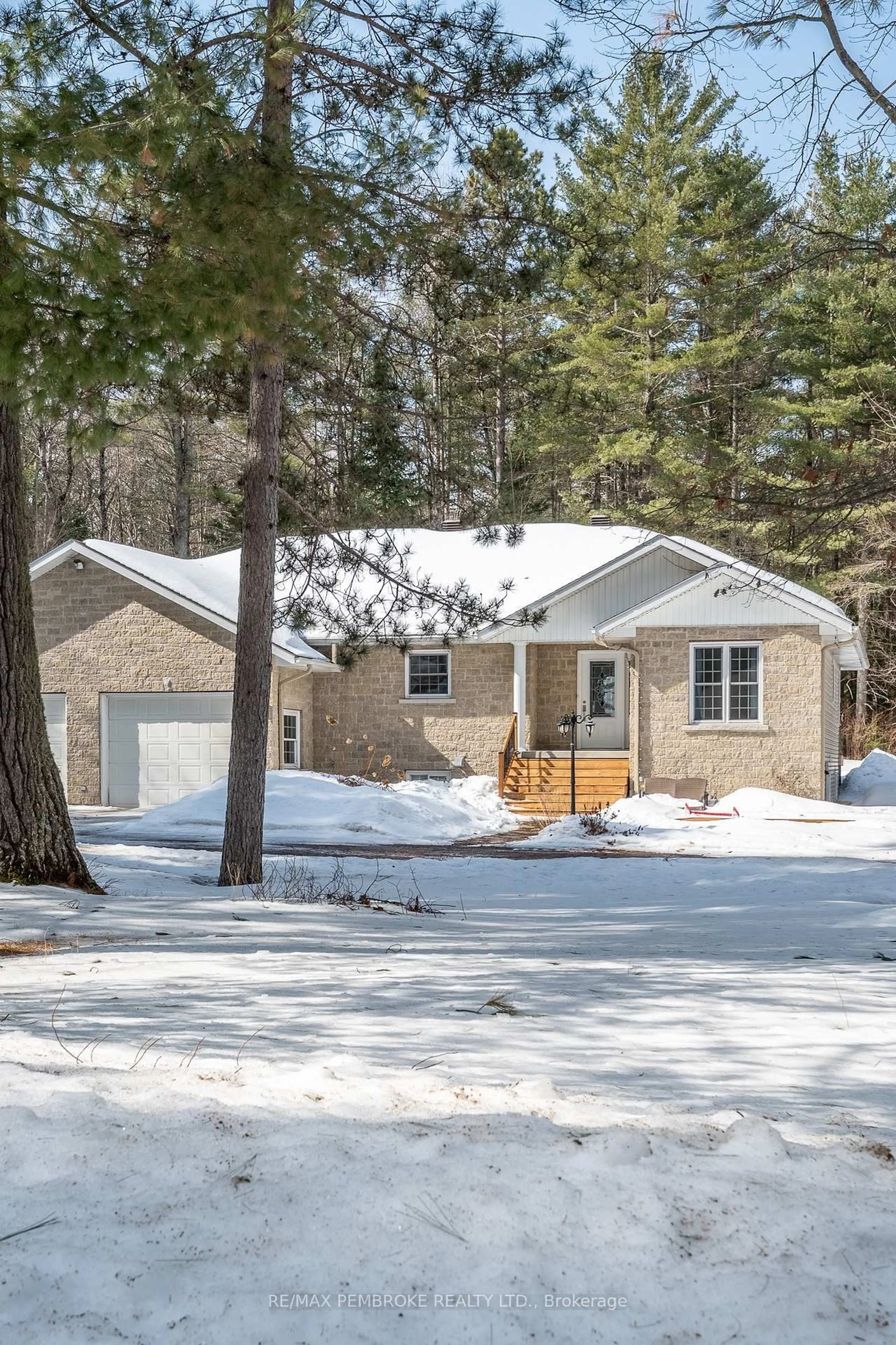 Home with brick exterior material, street for 226 Eichstaedt Rd, Petawawa Ontario K8H 2W8