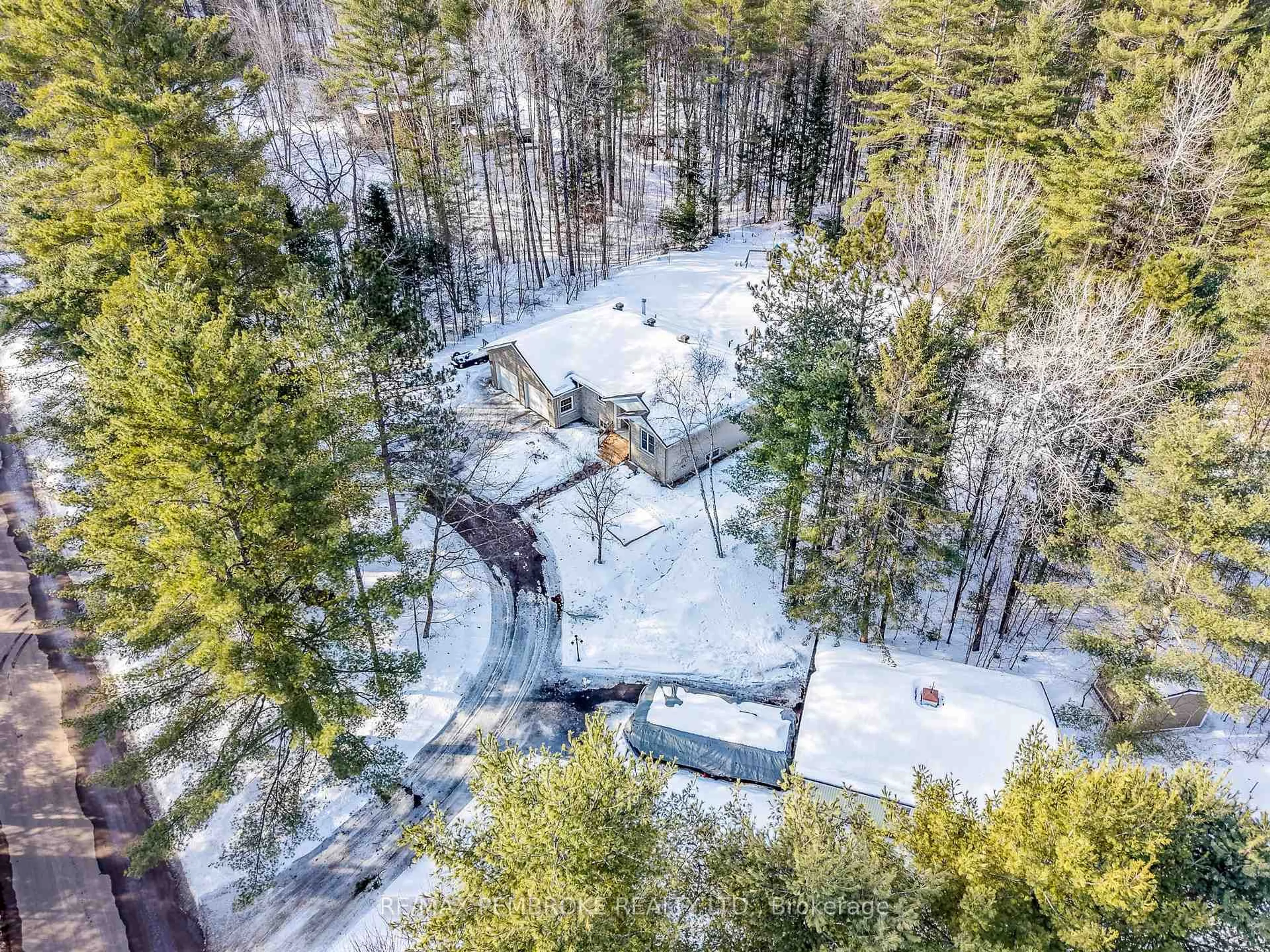 A pic from outside/outdoor area/front of a property/back of a property/a pic from drone, forest/trees view for 226 Eichstaedt Rd, Petawawa Ontario K8H 2W8