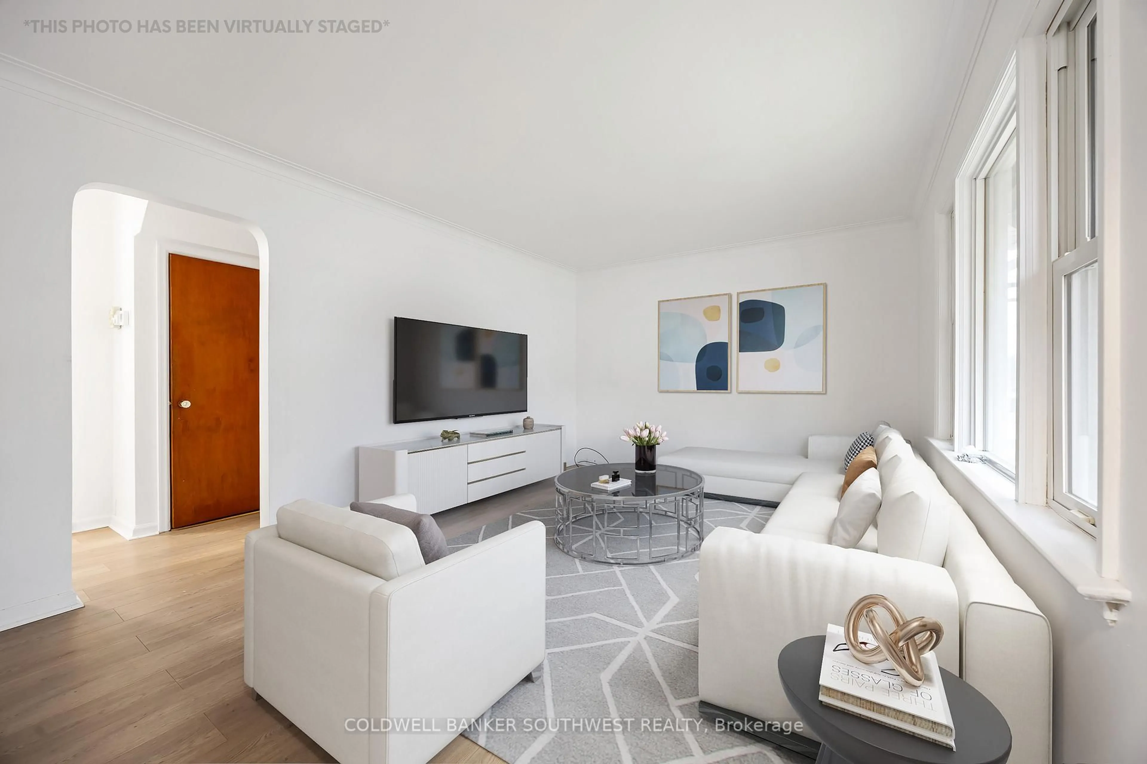 Living room with furniture, unknown for 478 Indian Rd, Sarnia Ontario N7T 7G4