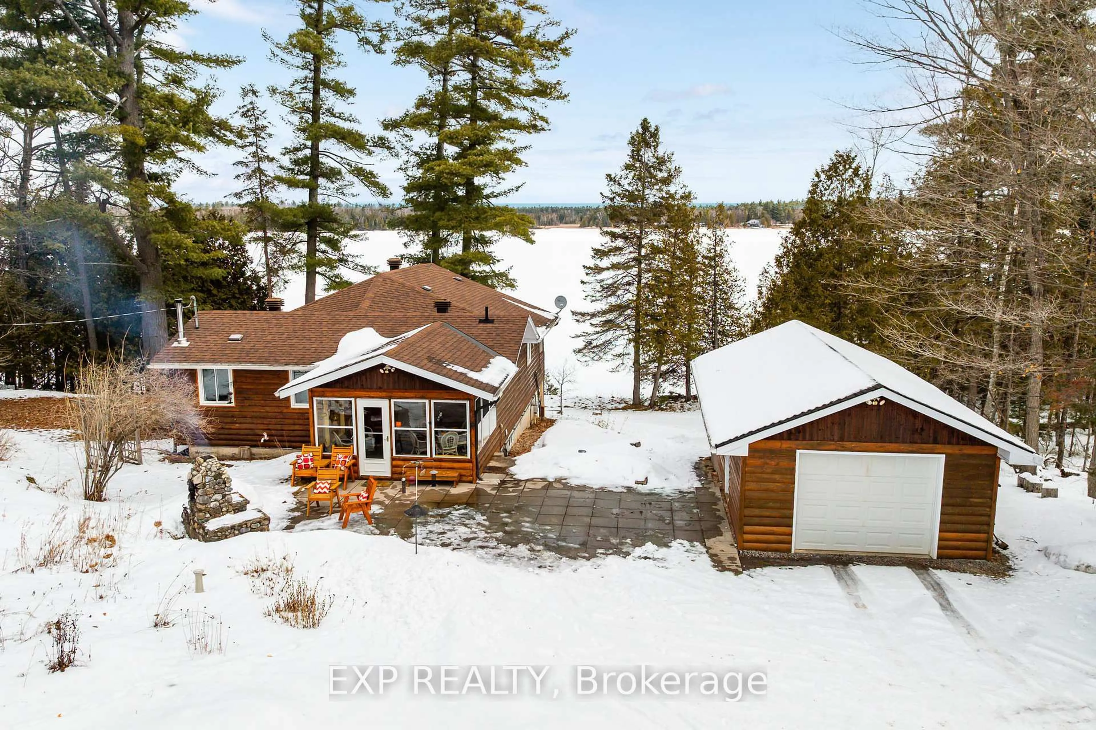A pic from outside/outdoor area/front of a property/back of a property/a pic from drone, water/lake/river/ocean view for 1094 Snye Rd, White Lake Ontario K0A 3L0