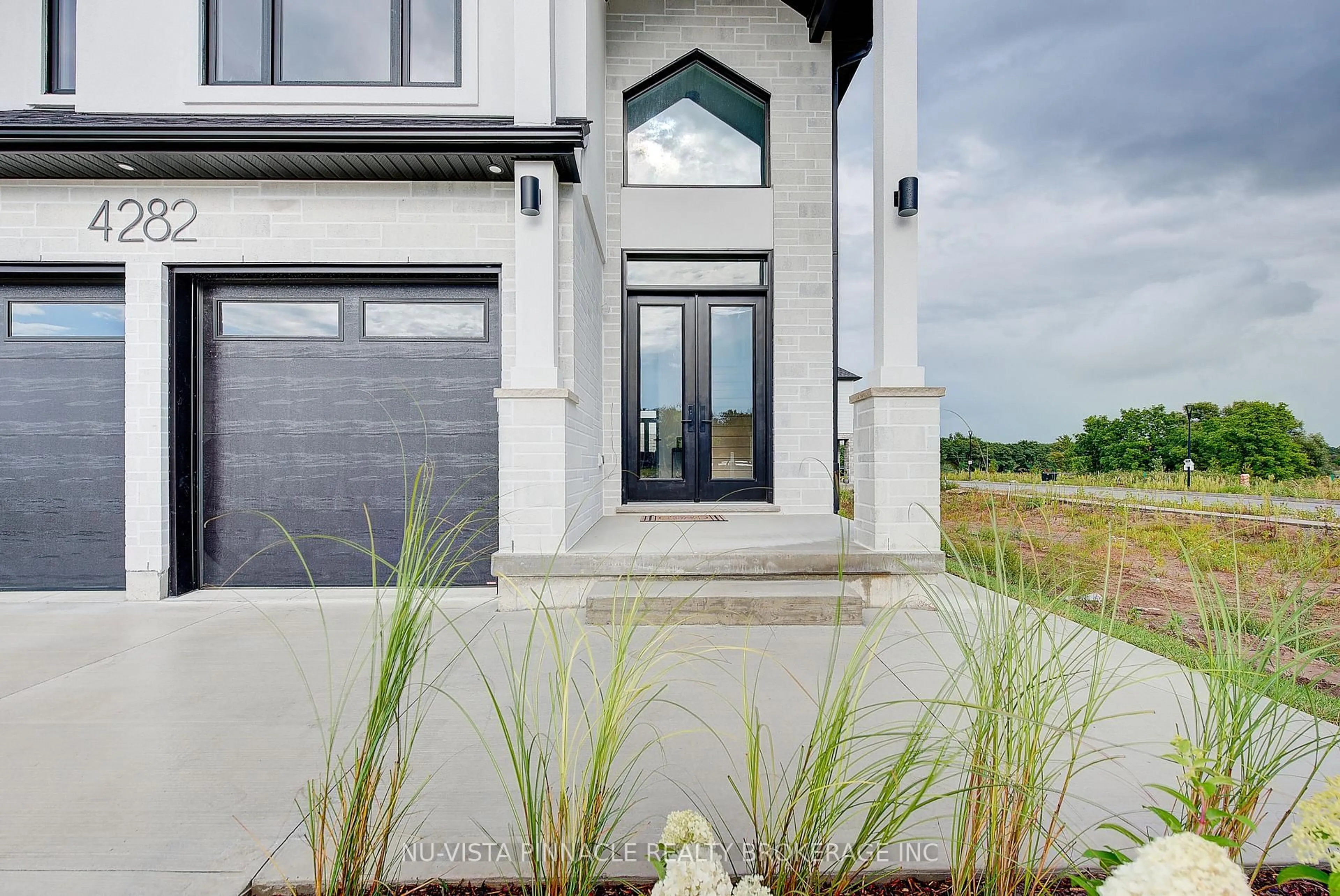 Unknown for 4282 Liberty Crossing, London South Ontario N6P 1J9