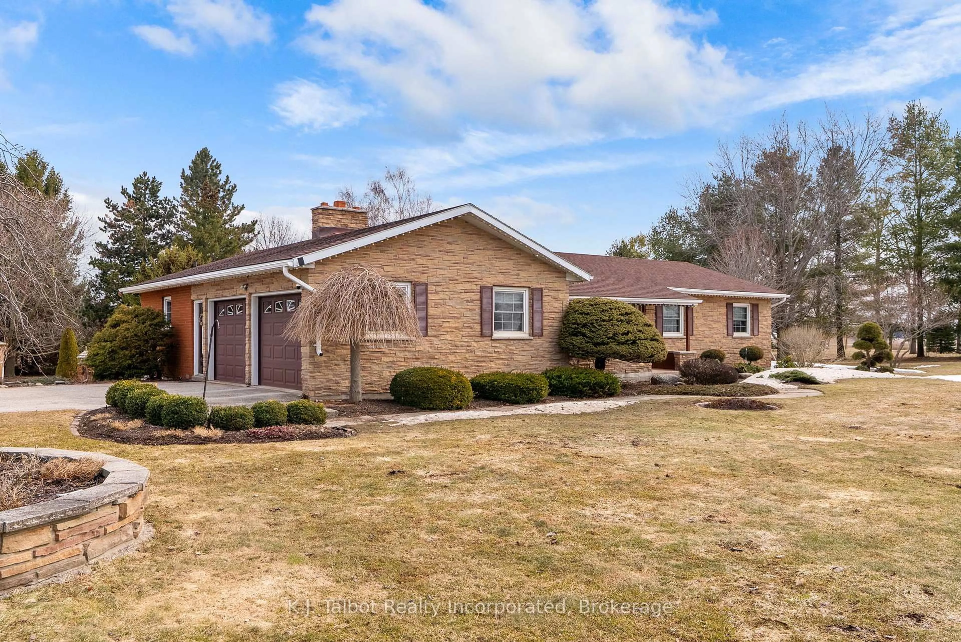 Home with brick exterior material, street for 41342 Walton Rd, Morris Turnberry Ontario N0K 1Z0