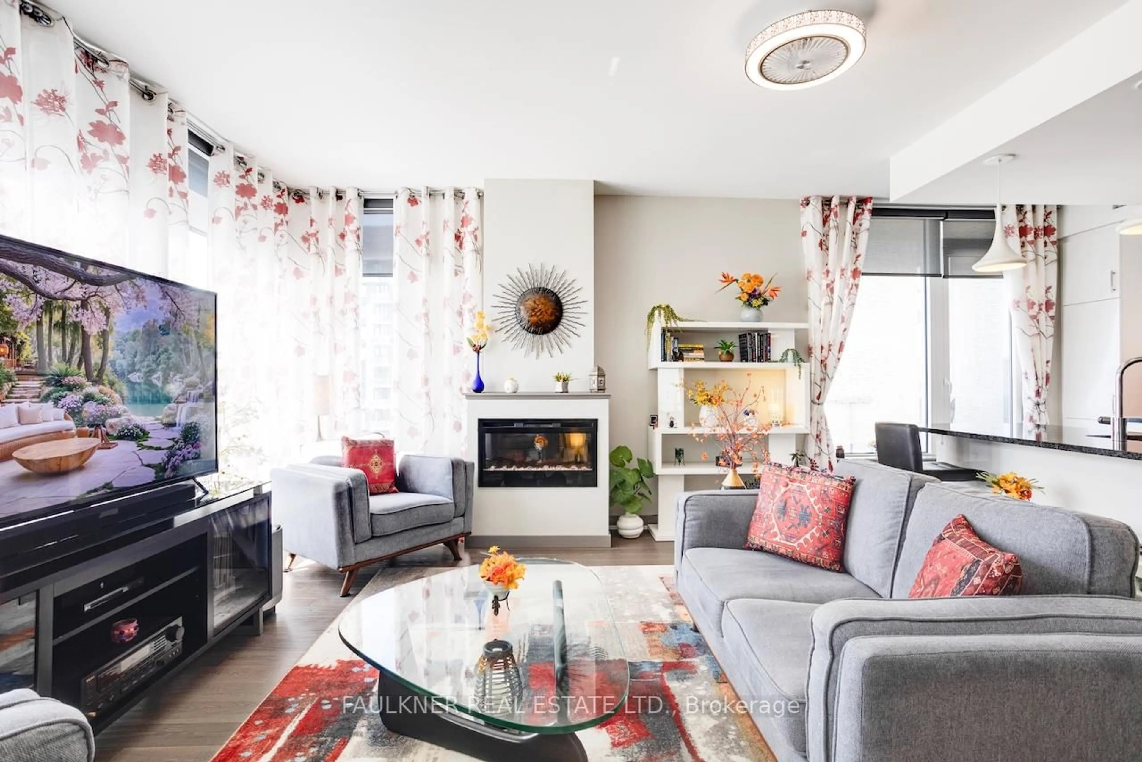 Living room with furniture, unknown for 530 De Mazenod Ave #413, Ottawa Ontario K1S 5W8