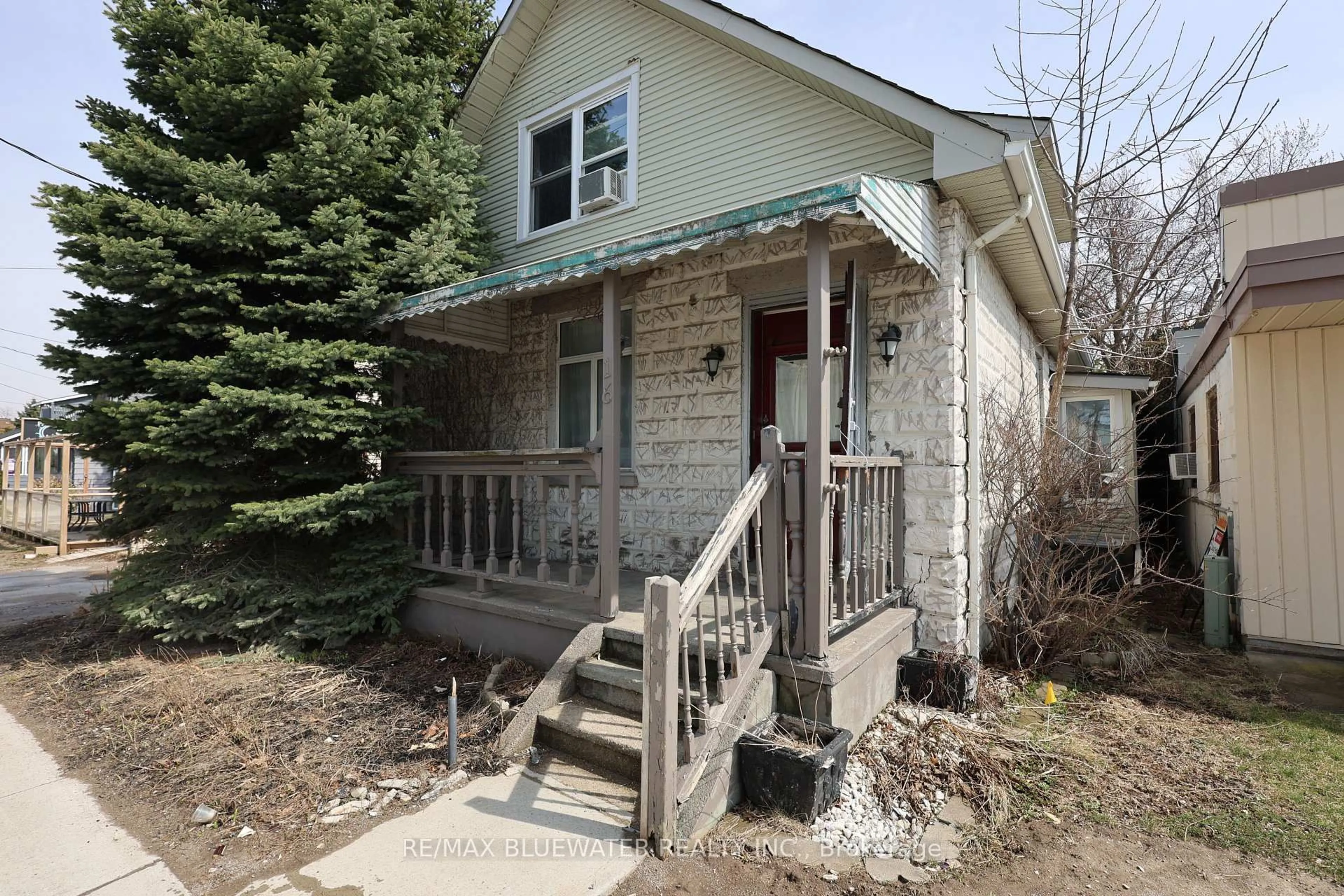 Unknown for 16 Ontario St, Lambton Shores Ontario N0M 1T0