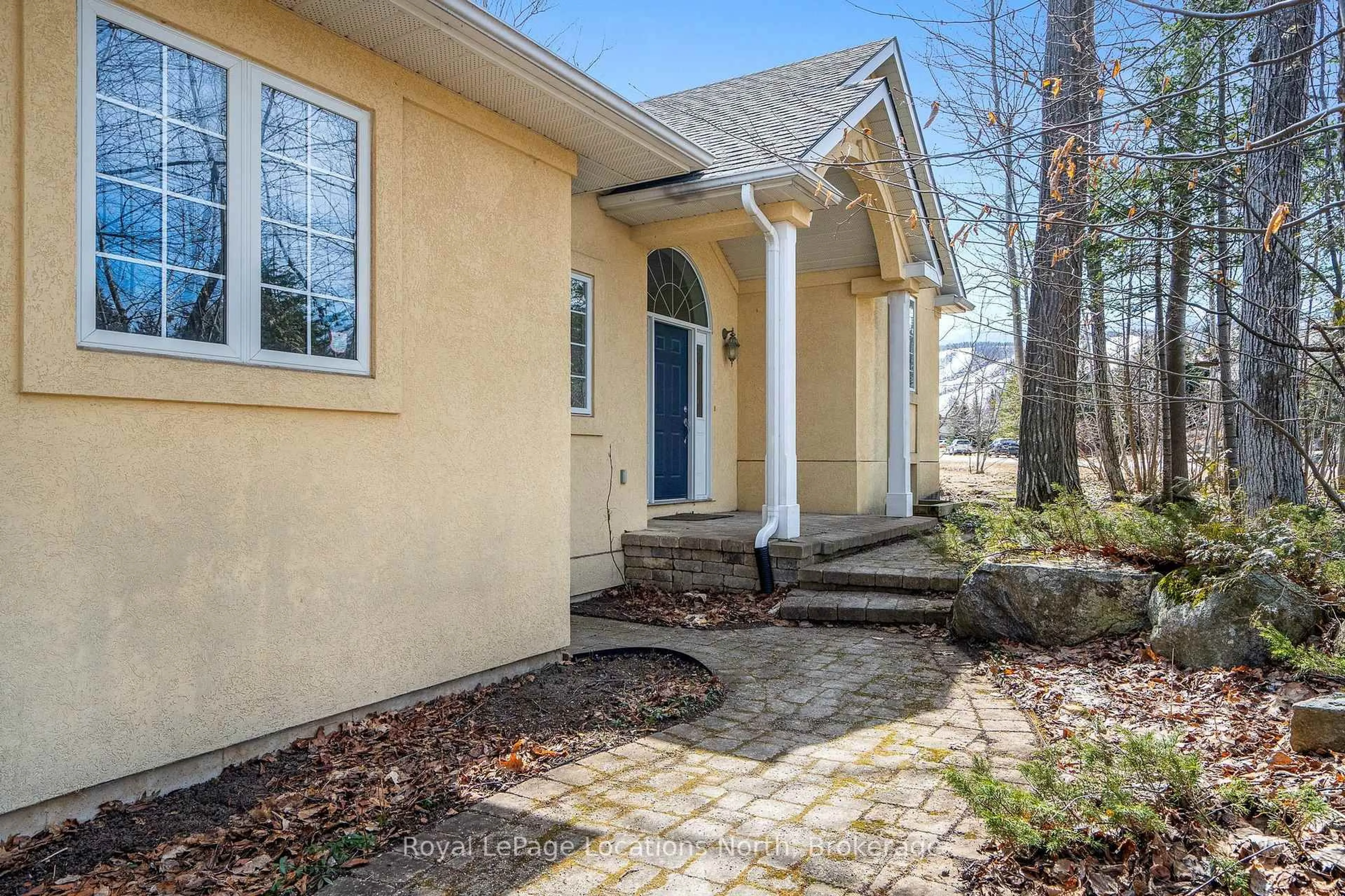 Unknown for 130 Cortina Cres, Blue Mountains Ontario L9Y 0S9