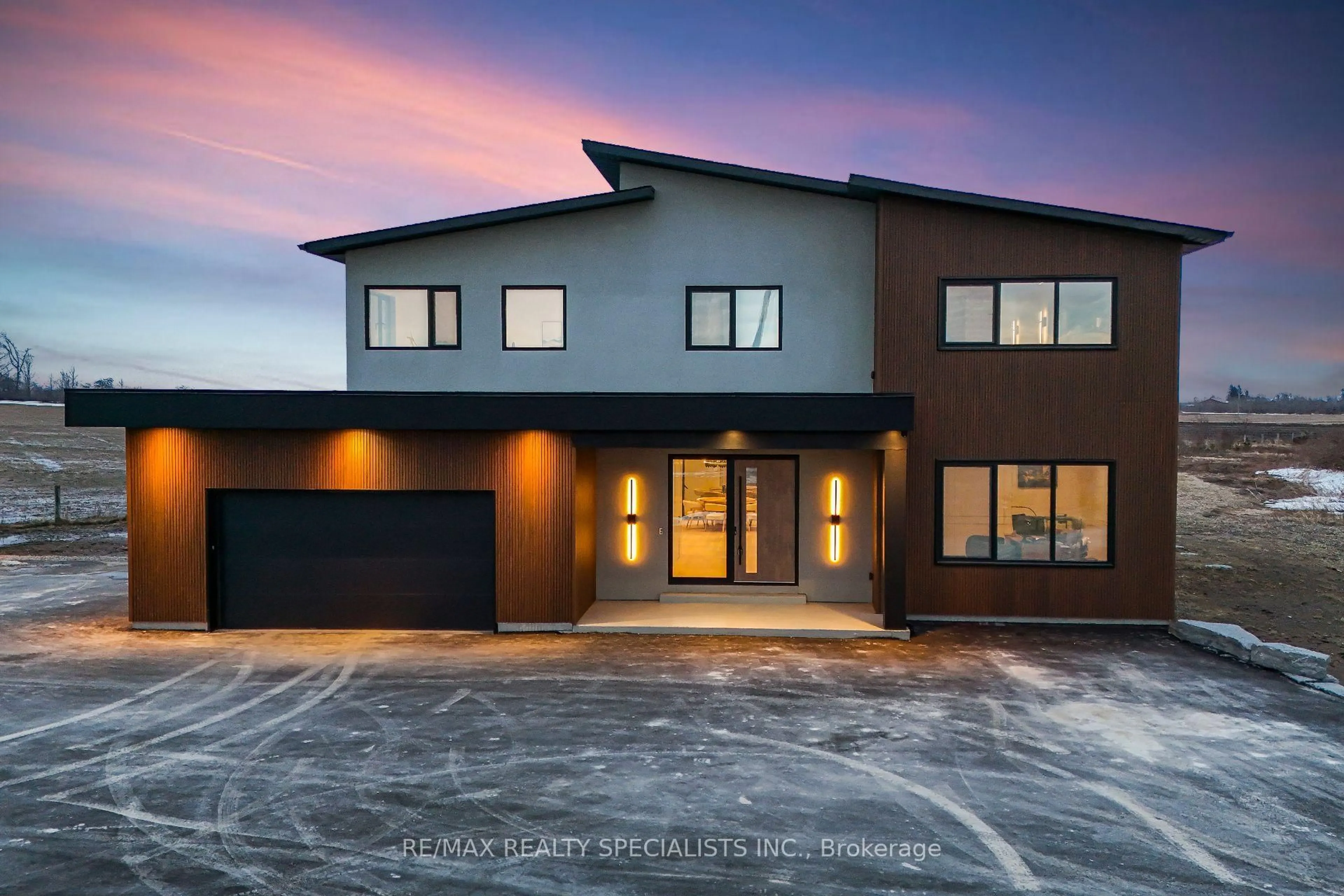 Home with brick exterior material, street for 295449 8th Line, Amaranth Ontario L9V 1K4