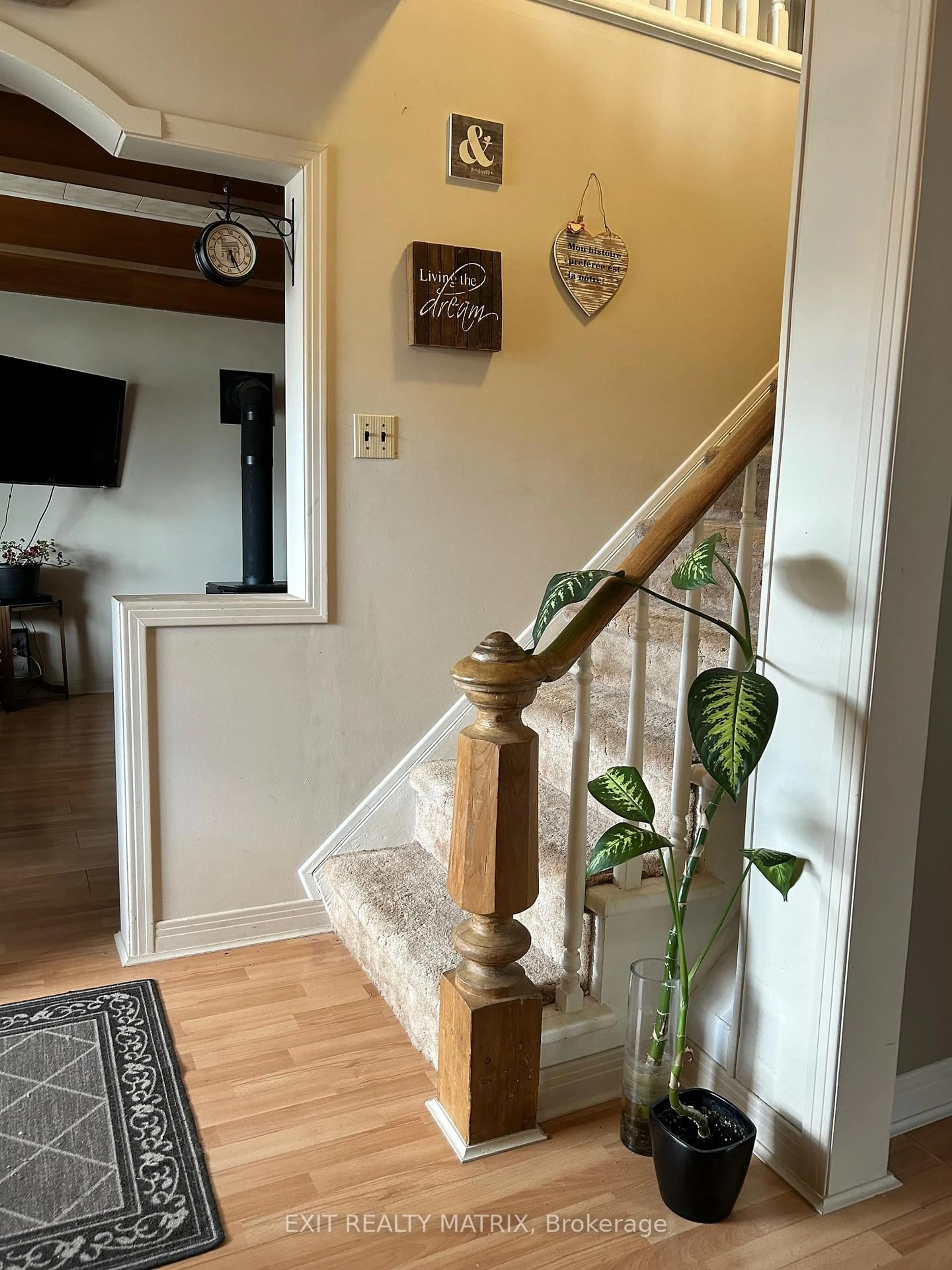 Unknown for 376 Telegraph Rd, Alfred and Plantagenet Ontario K0B 1A0