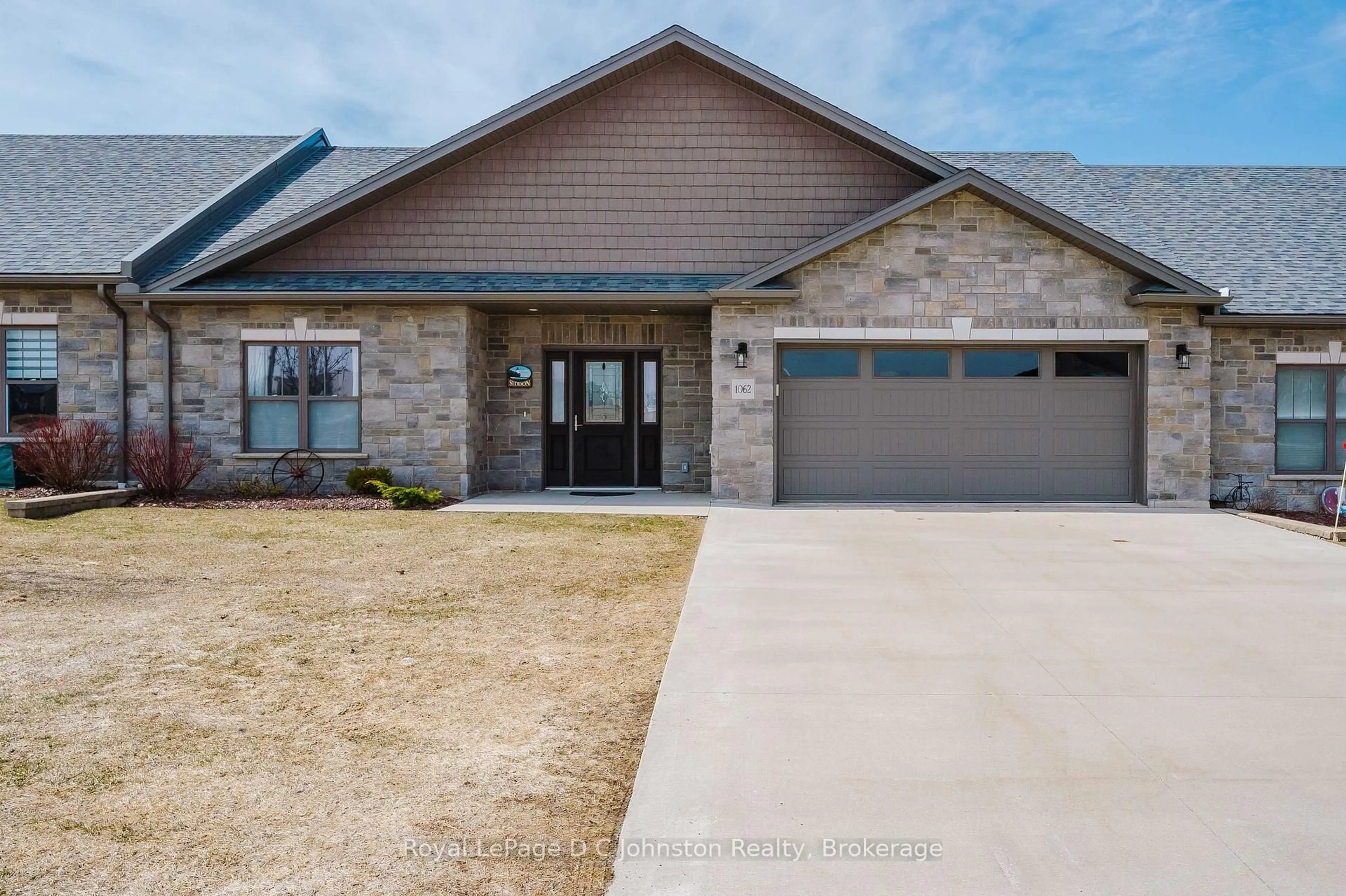 Home with brick exterior material, street for 1062 Waterloo St, Saugeen Shores Ontario N0H 2C3