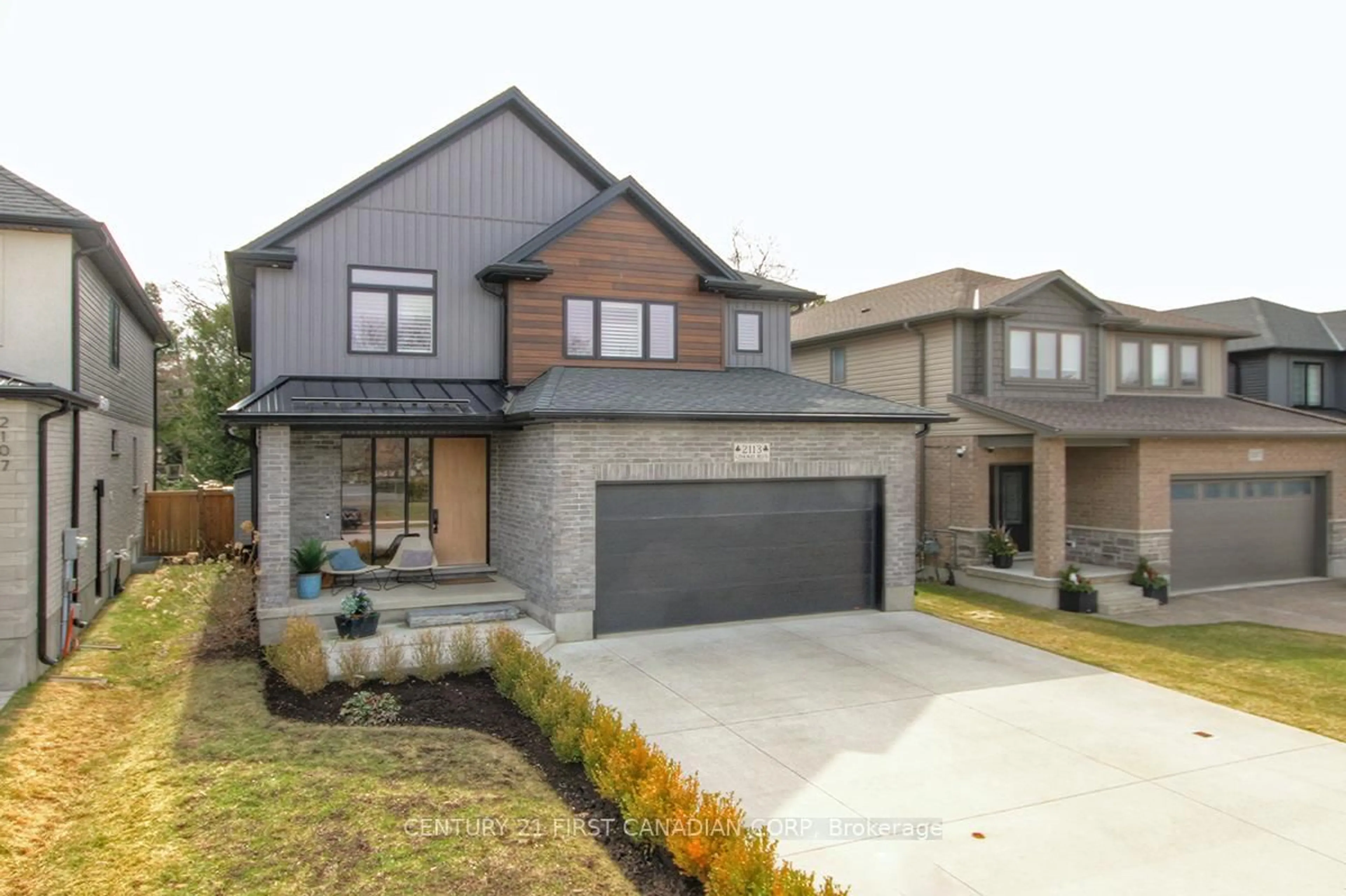 Home with brick exterior material, street for 2113 Linkway Blvd, London South Ontario N6K 0K8