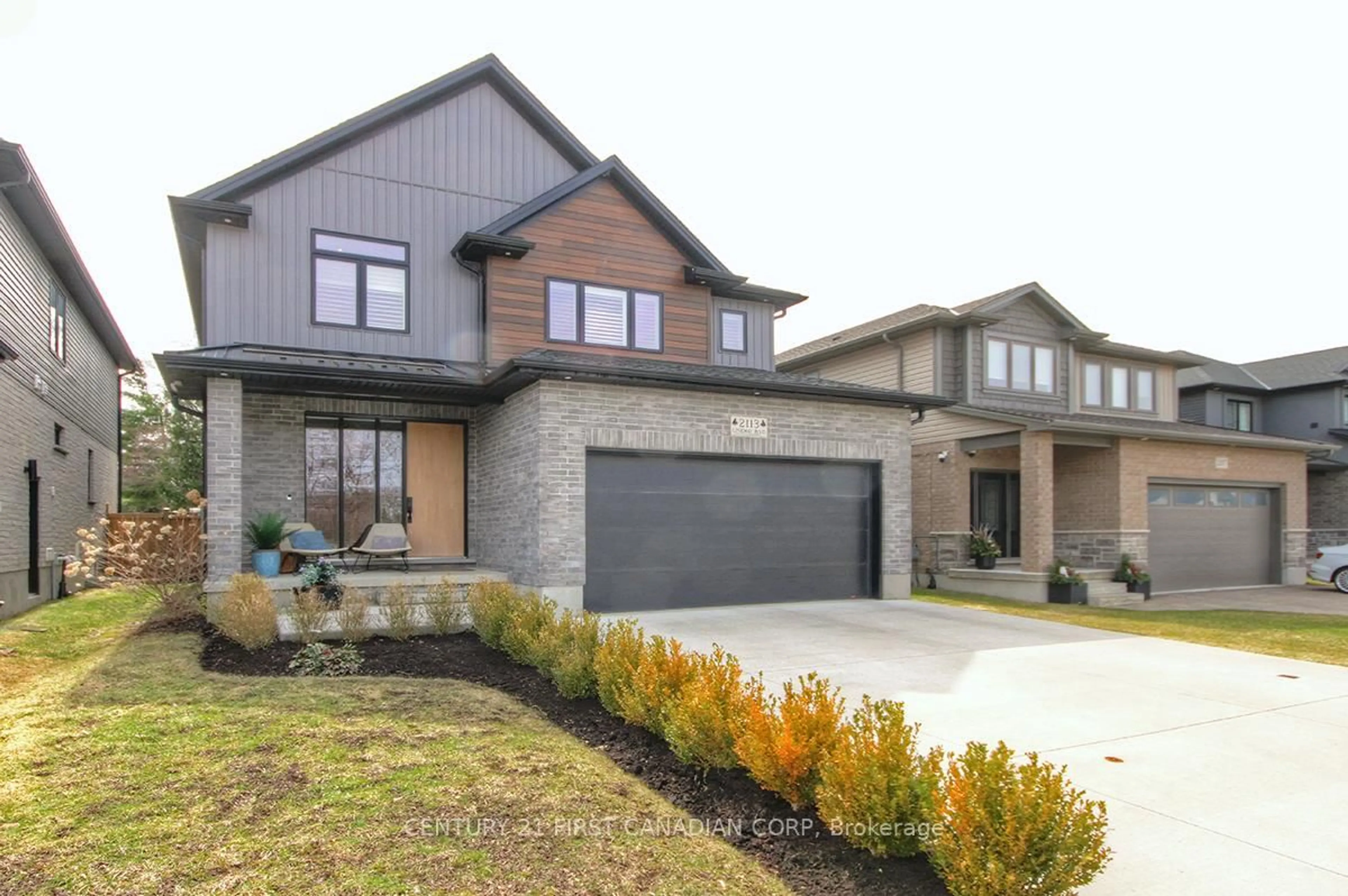 Home with brick exterior material, street for 2113 Linkway Blvd, London South Ontario N6K 0K8