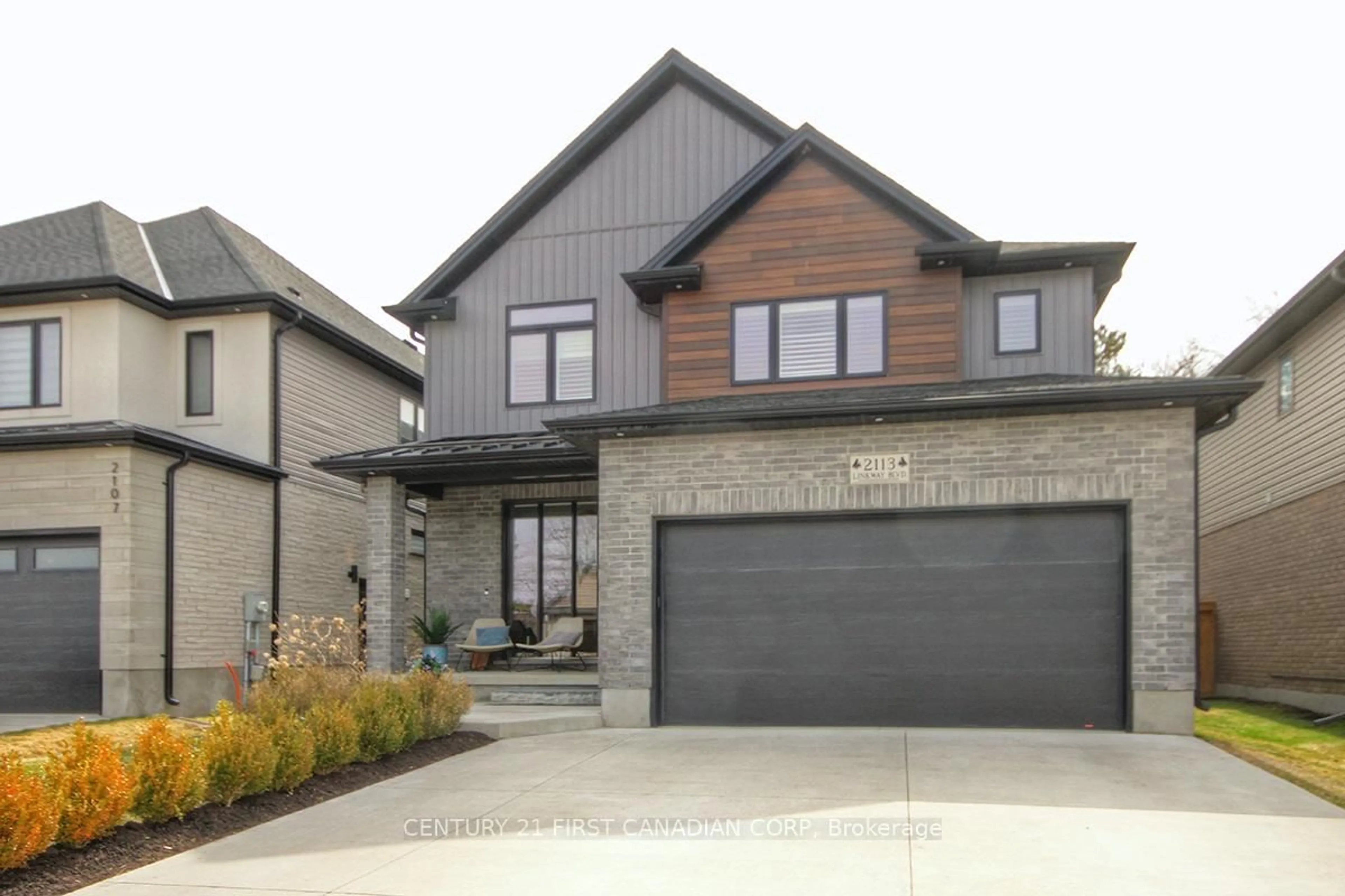 Home with brick exterior material, street for 2113 Linkway Blvd, London South Ontario N6K 0K8