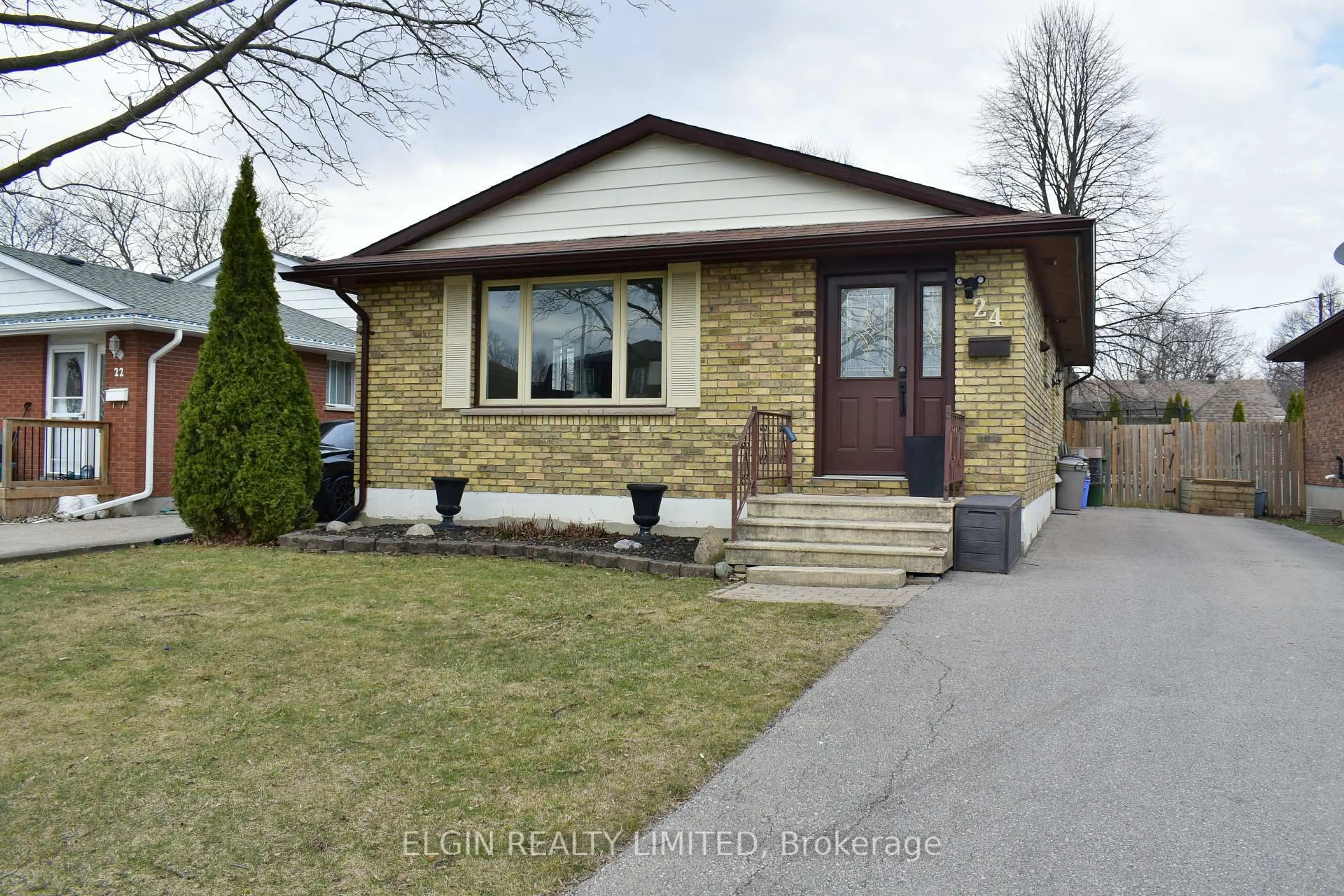 Home with brick exterior material, street for 24 Dyer St, St. Thomas Ontario N5R 5K3