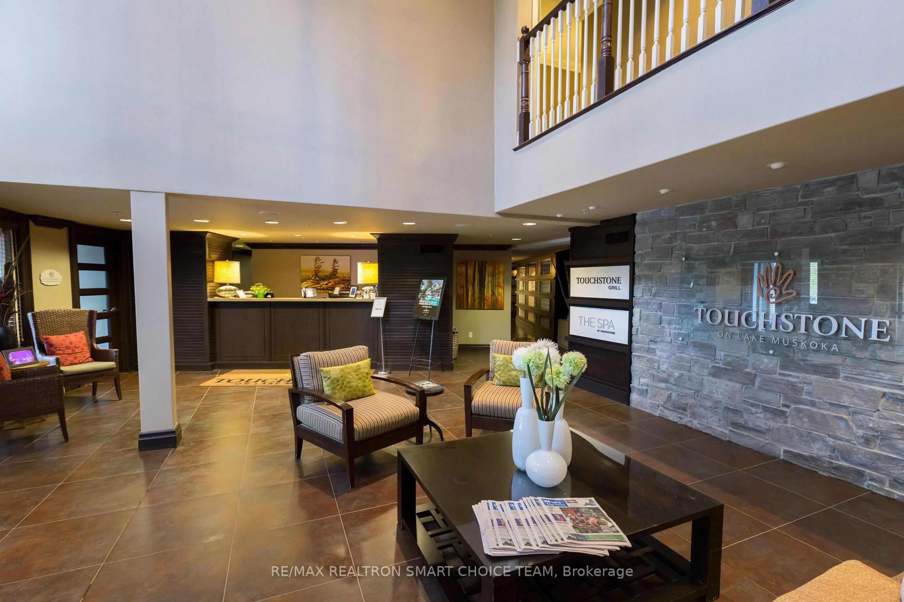 Lobby for 1869 Muskoka 118 Rd #L204-A1&B1, Muskoka Lakes Ontario P1L 1W8