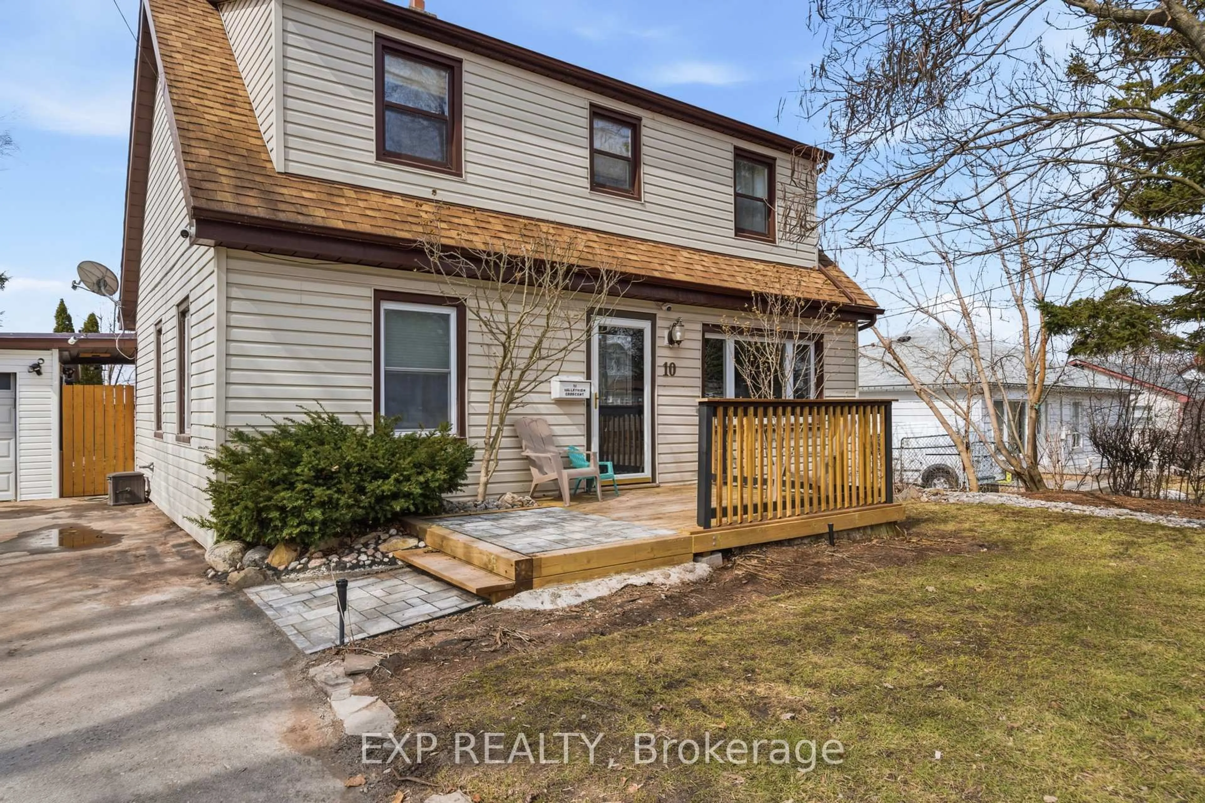 Unknown for 10 Valleyview Cres, Belleville Ontario K8P 3G1