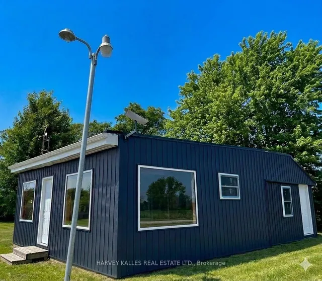 11 Melville Rd, Prince Edward County 2