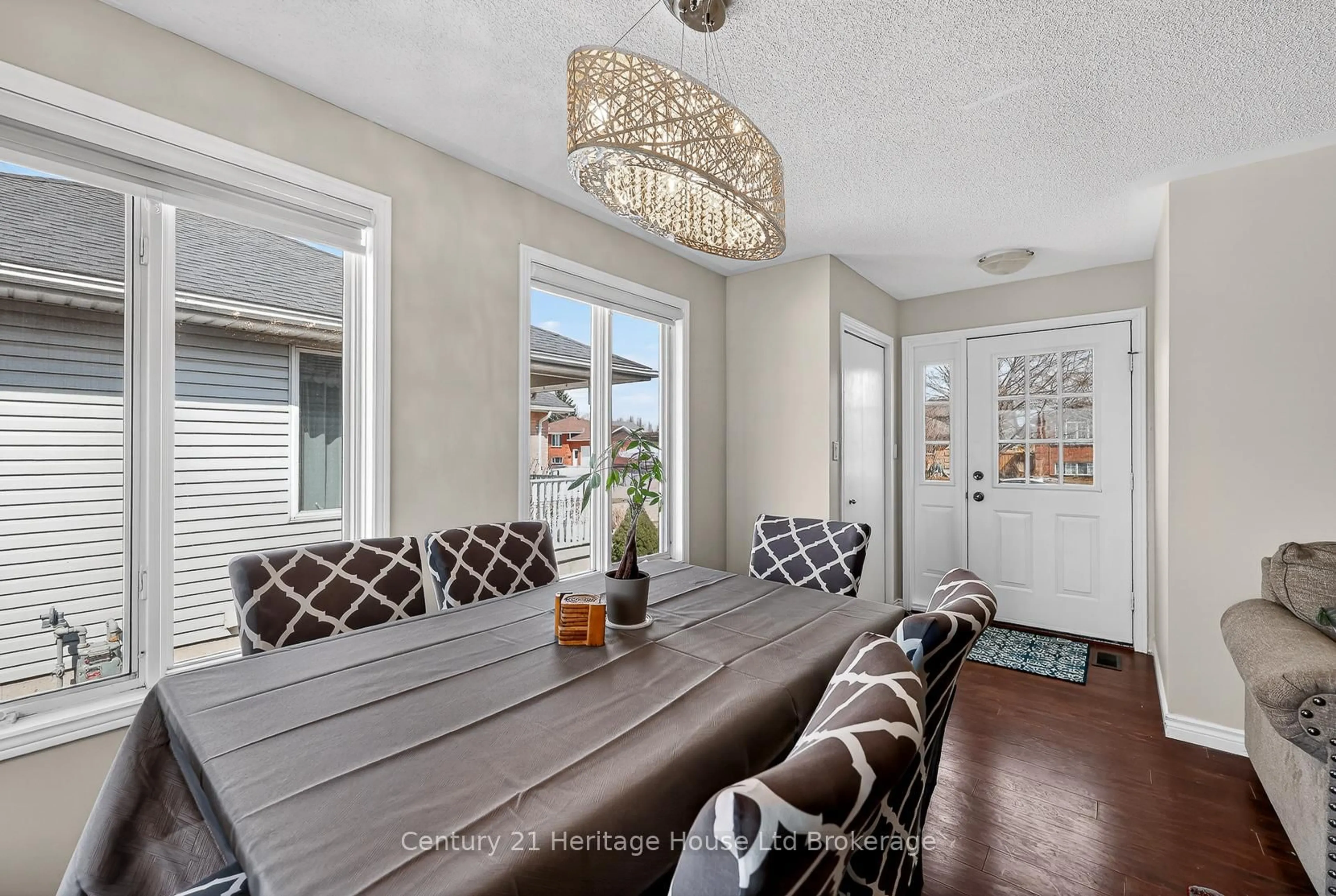 Dining room, unknown for 42 Eleanor St, West Perth Ontario N0K 1N0