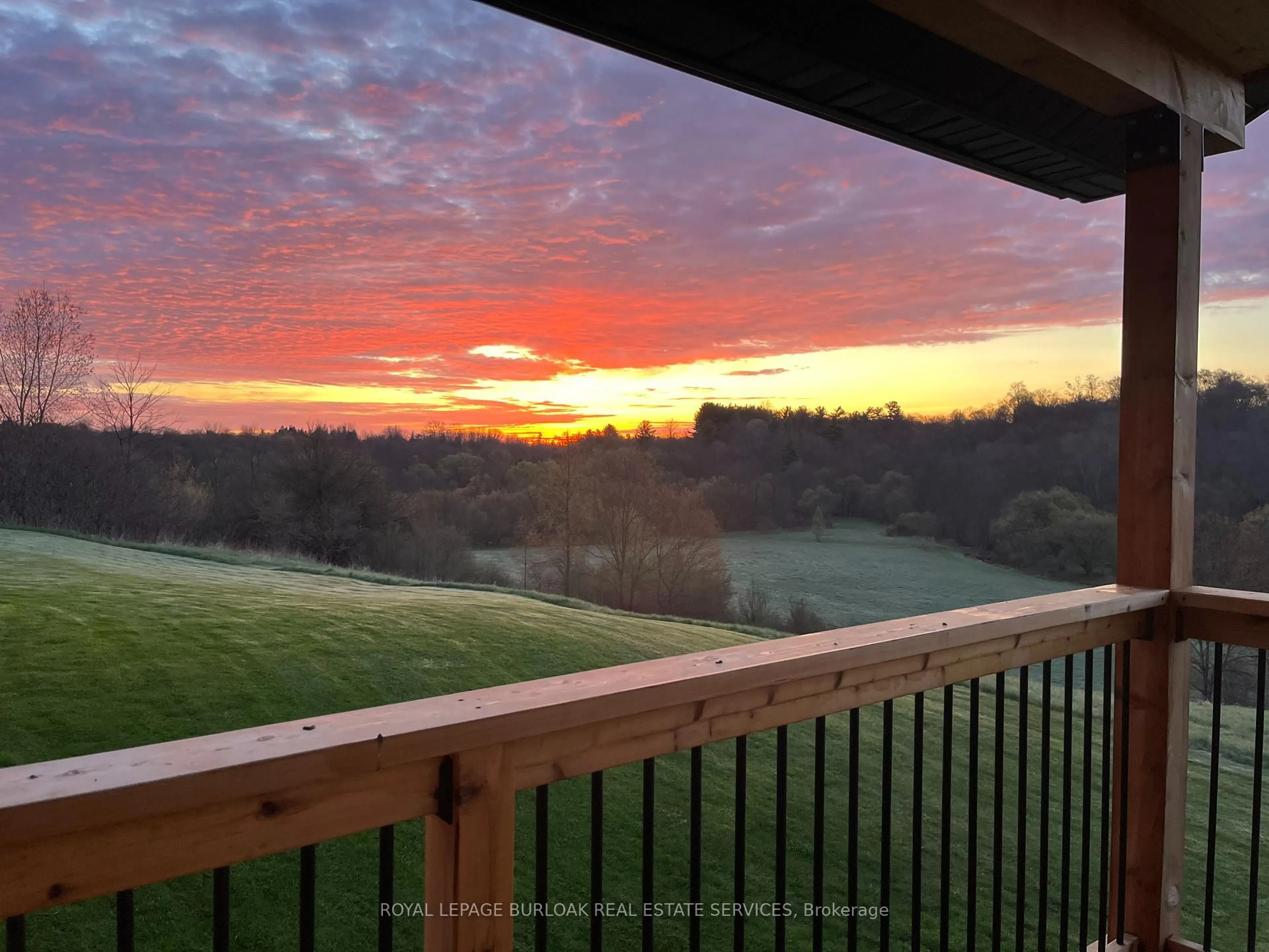 A pic from outside/outdoor area/front of a property/back of a property/a pic from drone, unknown for 70 Governors Rd, Brant Ontario N3L 3E1